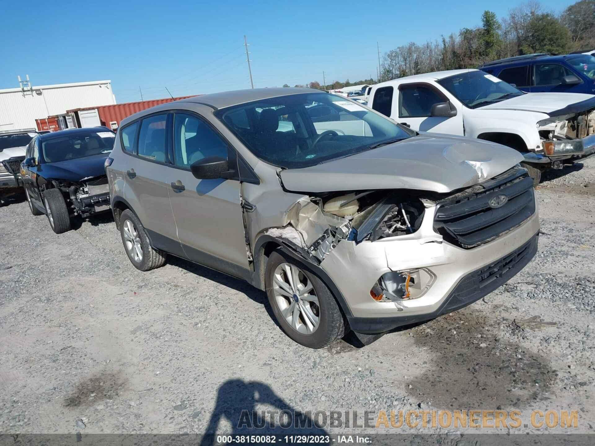 1FMCU0F77JUC45096 FORD ESCAPE 2018