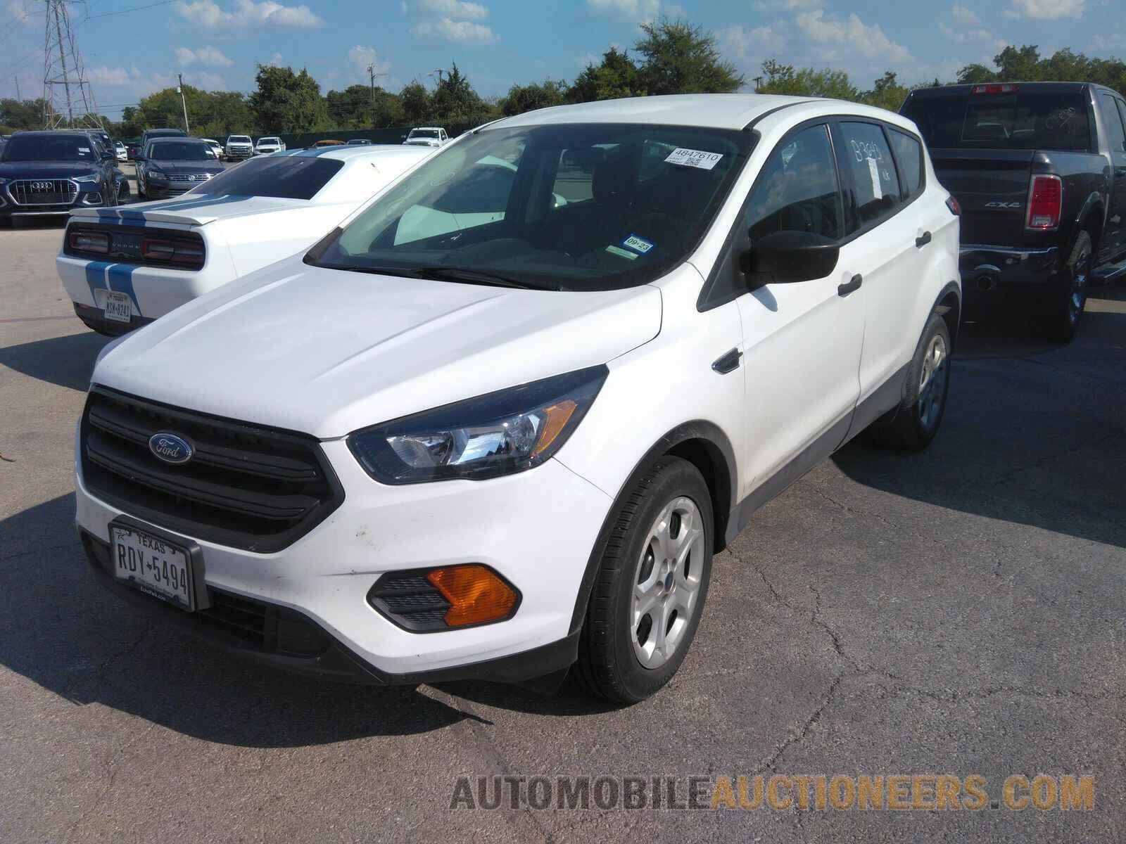 1FMCU0F77KUB36431 Ford Escape 2019