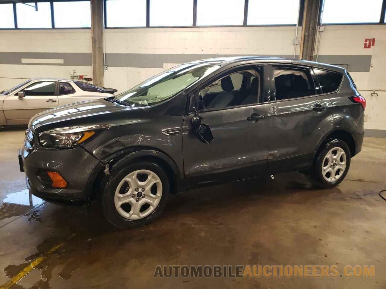 1FMCU0F77KUB64472 FORD ESCAPE 2019