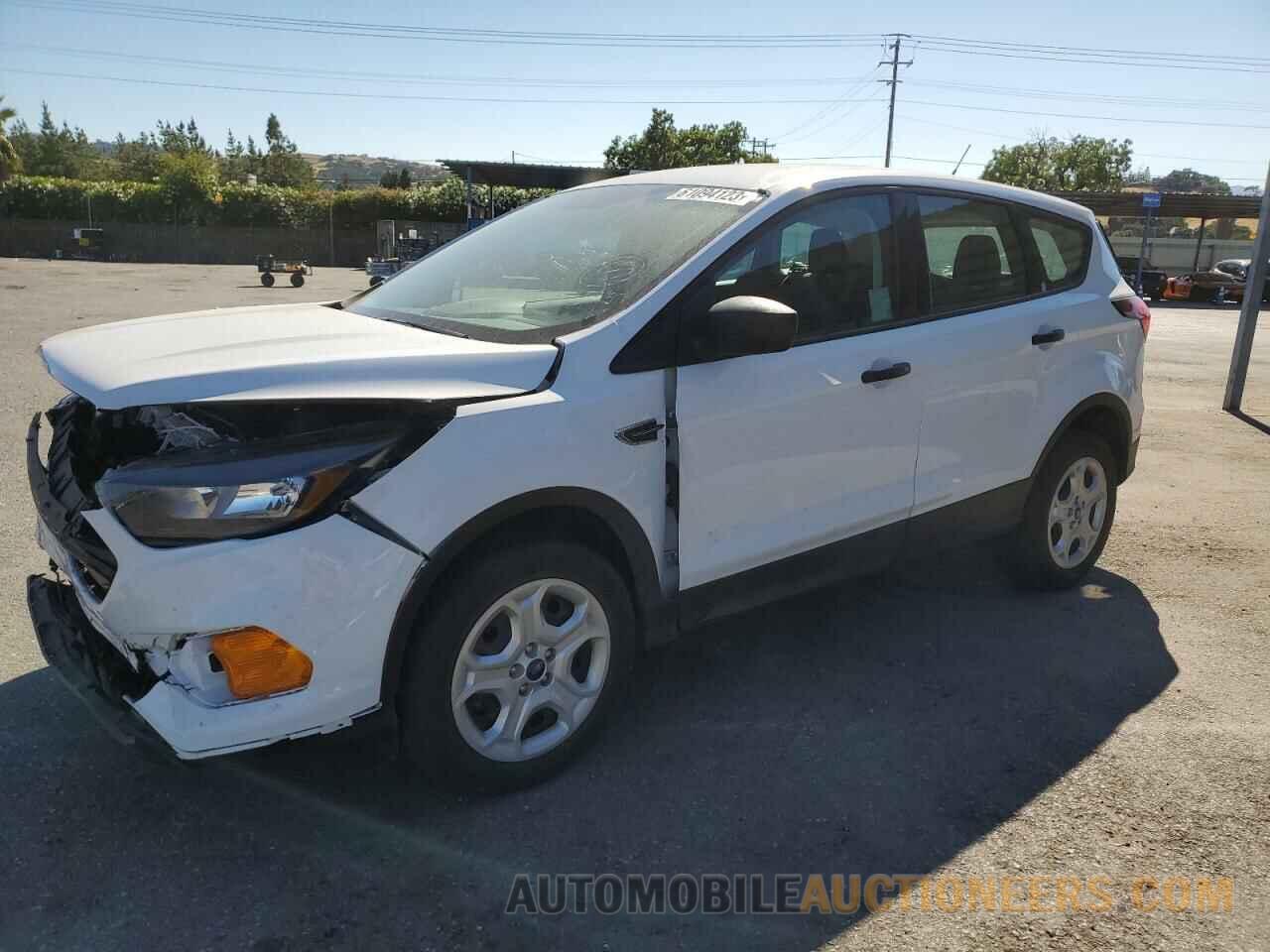 1FMCU0F77KUB81577 FORD ESCAPE 2019