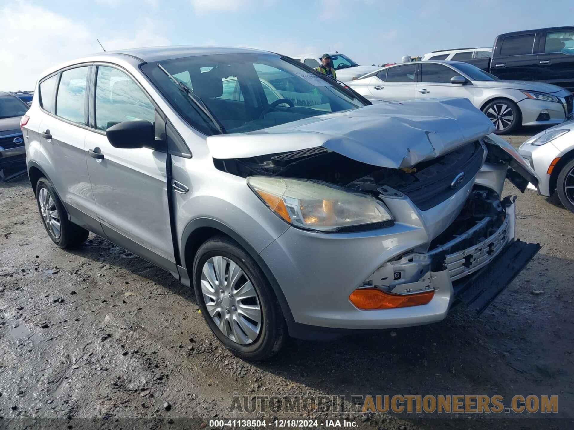 1FMCU0F78GUA76764 FORD ESCAPE 2016