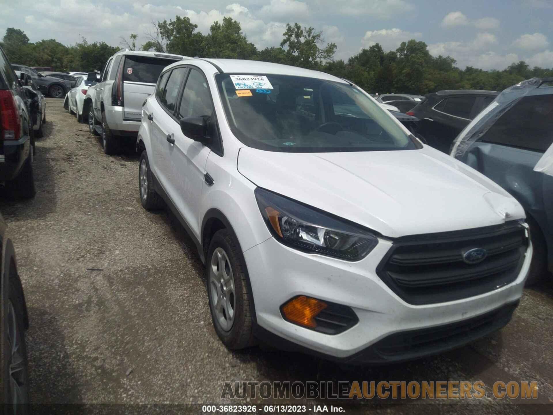 1FMCU0F78KUB00621 FORD ESCAPE 2019