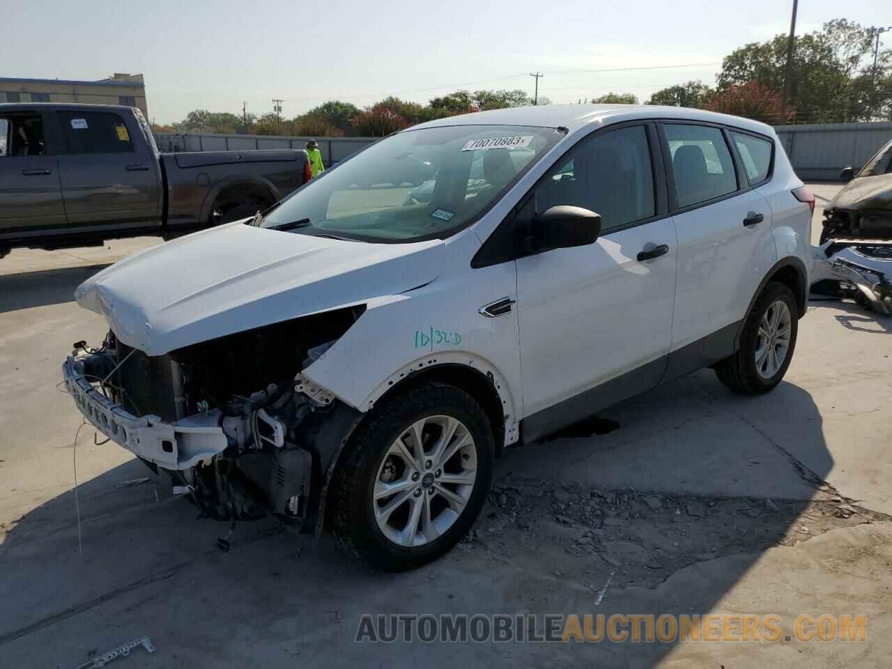 1FMCU0F78KUB01008 FORD ESCAPE 2019