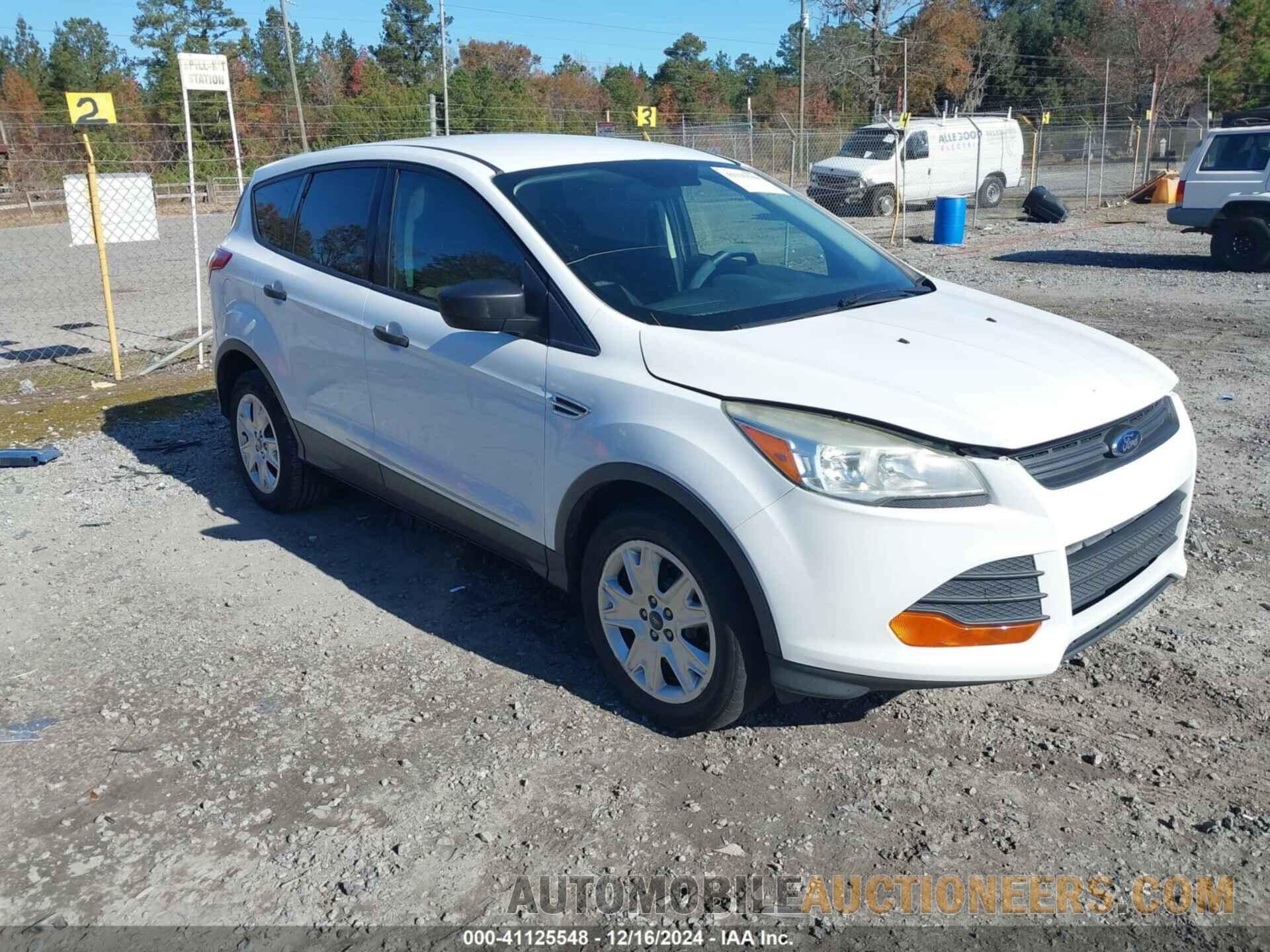 1FMCU0F79DUA30243 FORD ESCAPE 2013