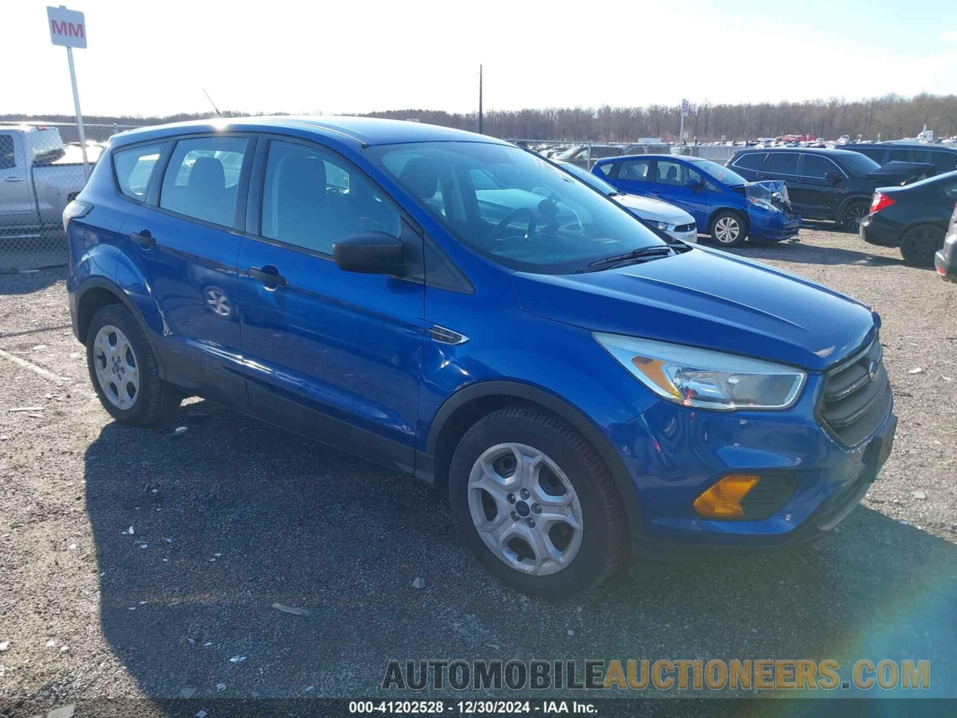 1FMCU0F79HUC44350 FORD ESCAPE 2017