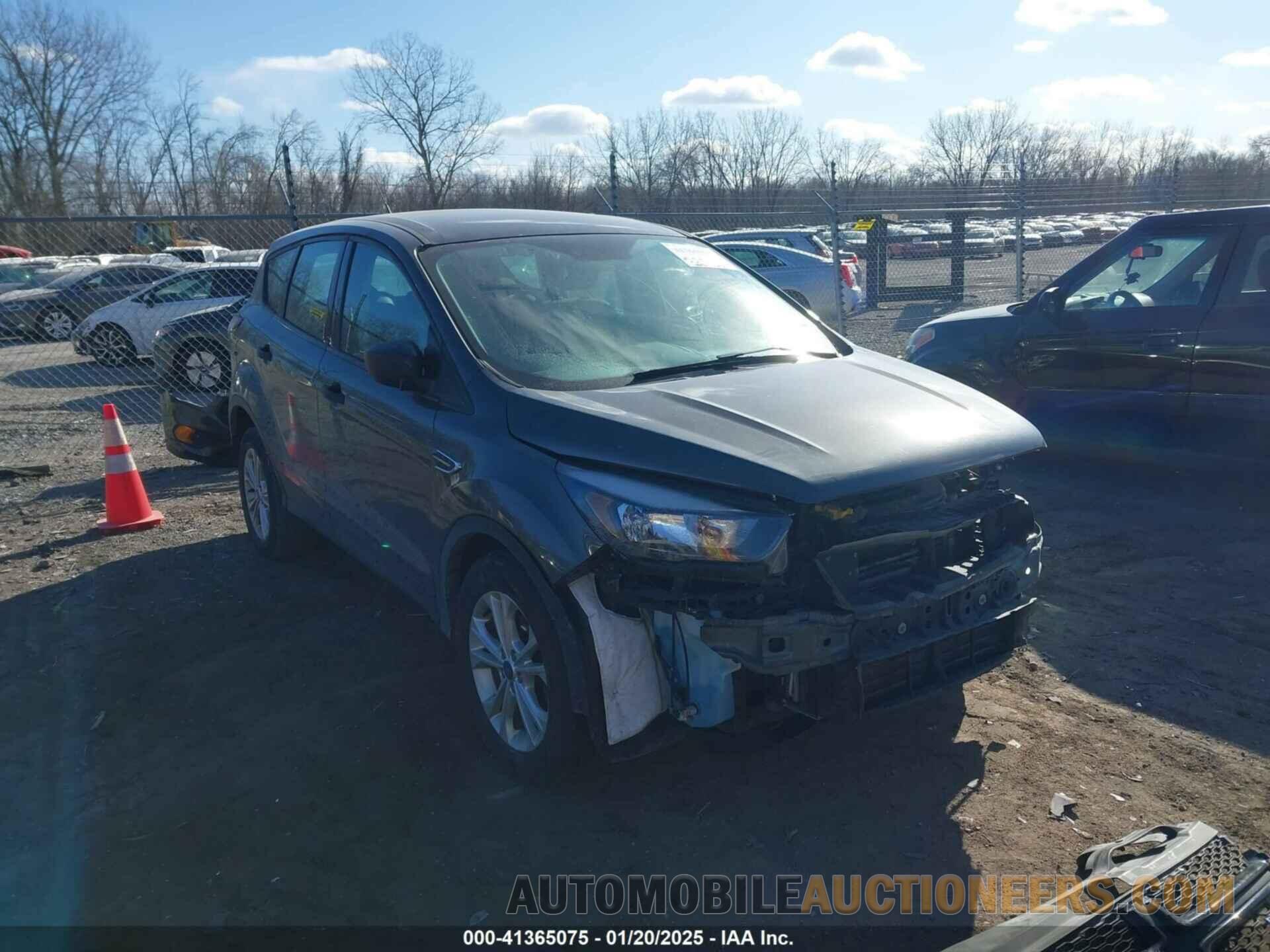 1FMCU0F79JUB99917 FORD ESCAPE 2018