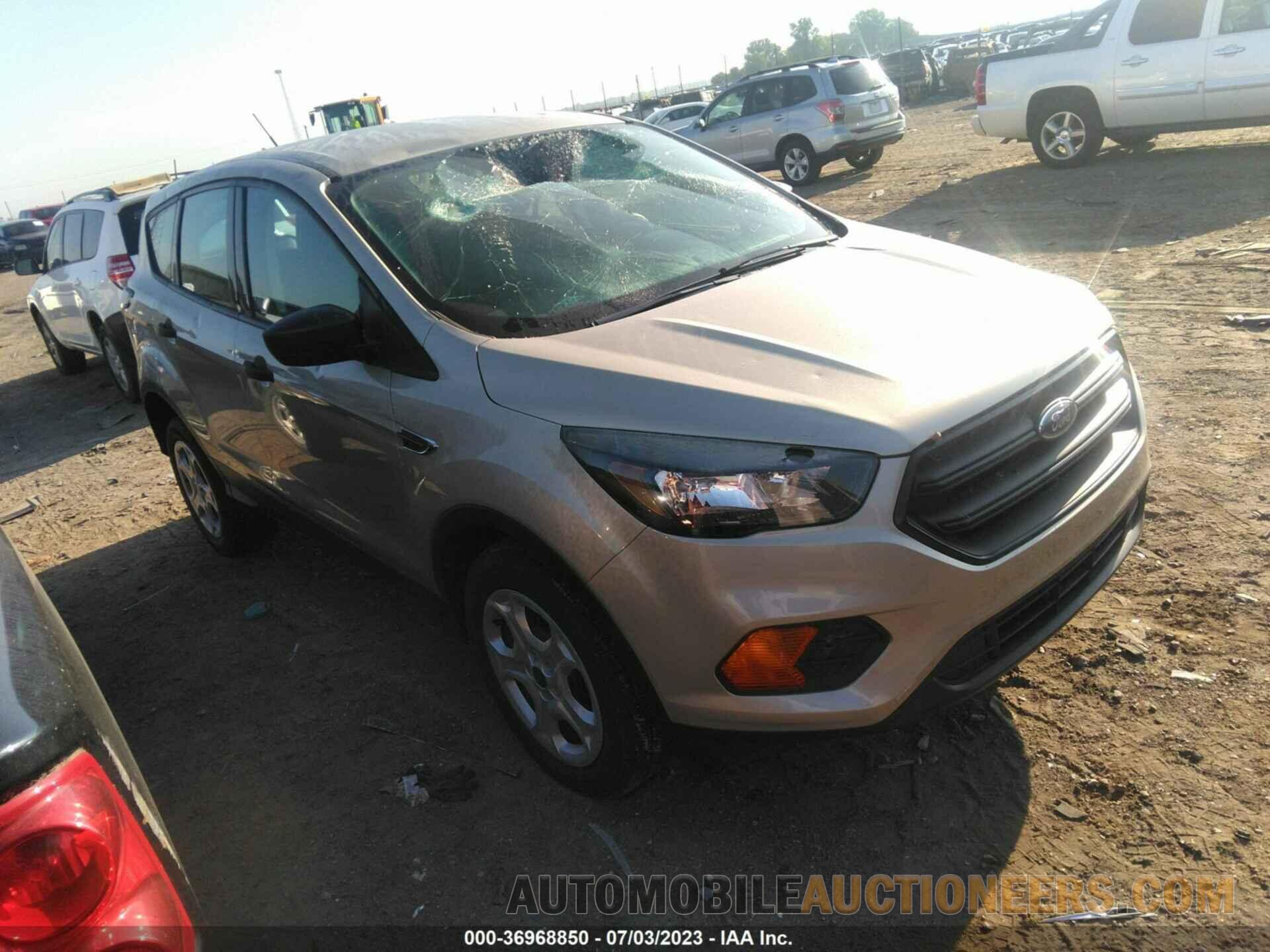 1FMCU0F79JUC06266 FORD ESCAPE 2018