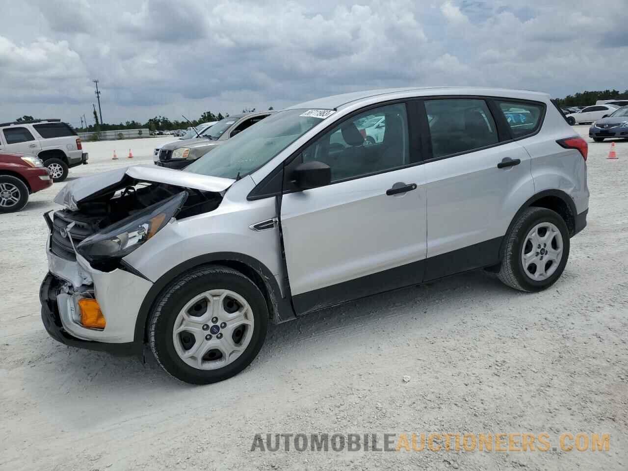 1FMCU0F79KUB95836 FORD ESCAPE 2019