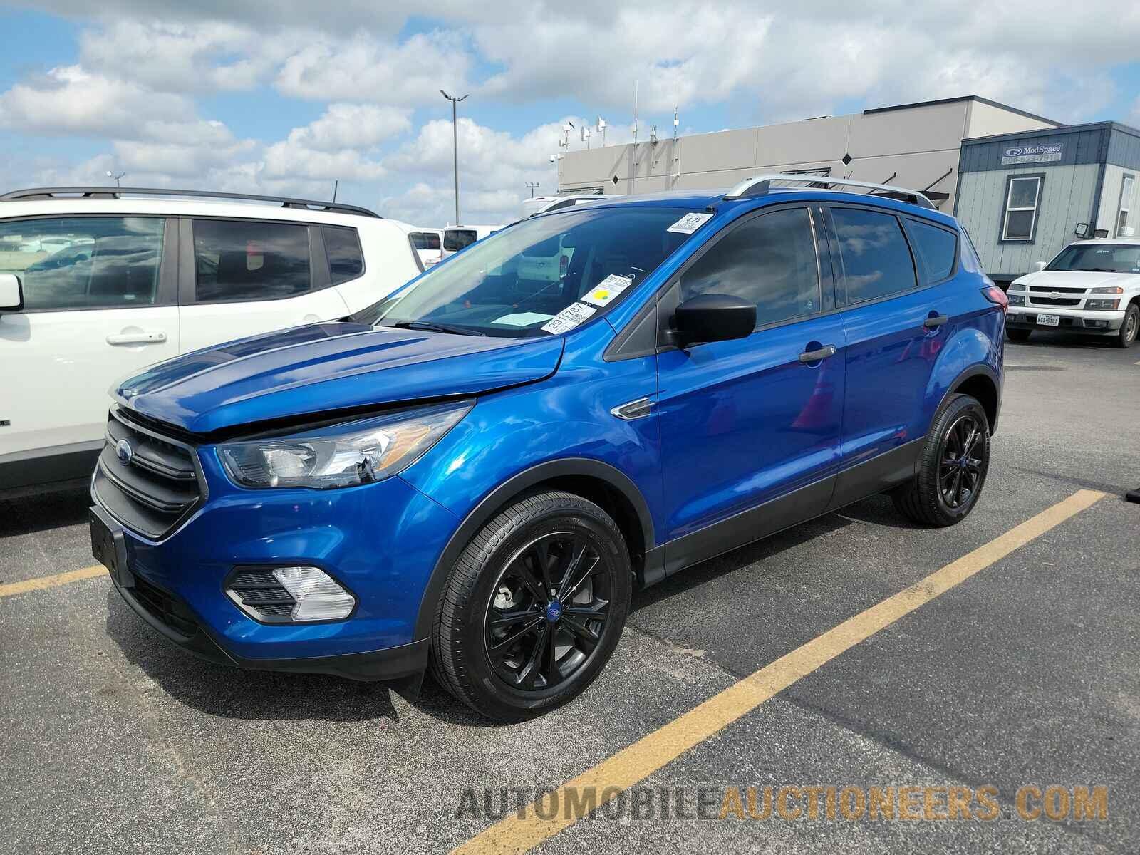 1FMCU0F79KUC02090 Ford Escape 2019