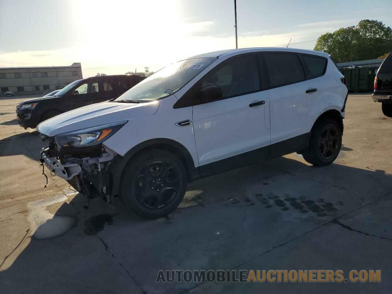 1FMCU0F79KUC03045 FORD ESCAPE 2019