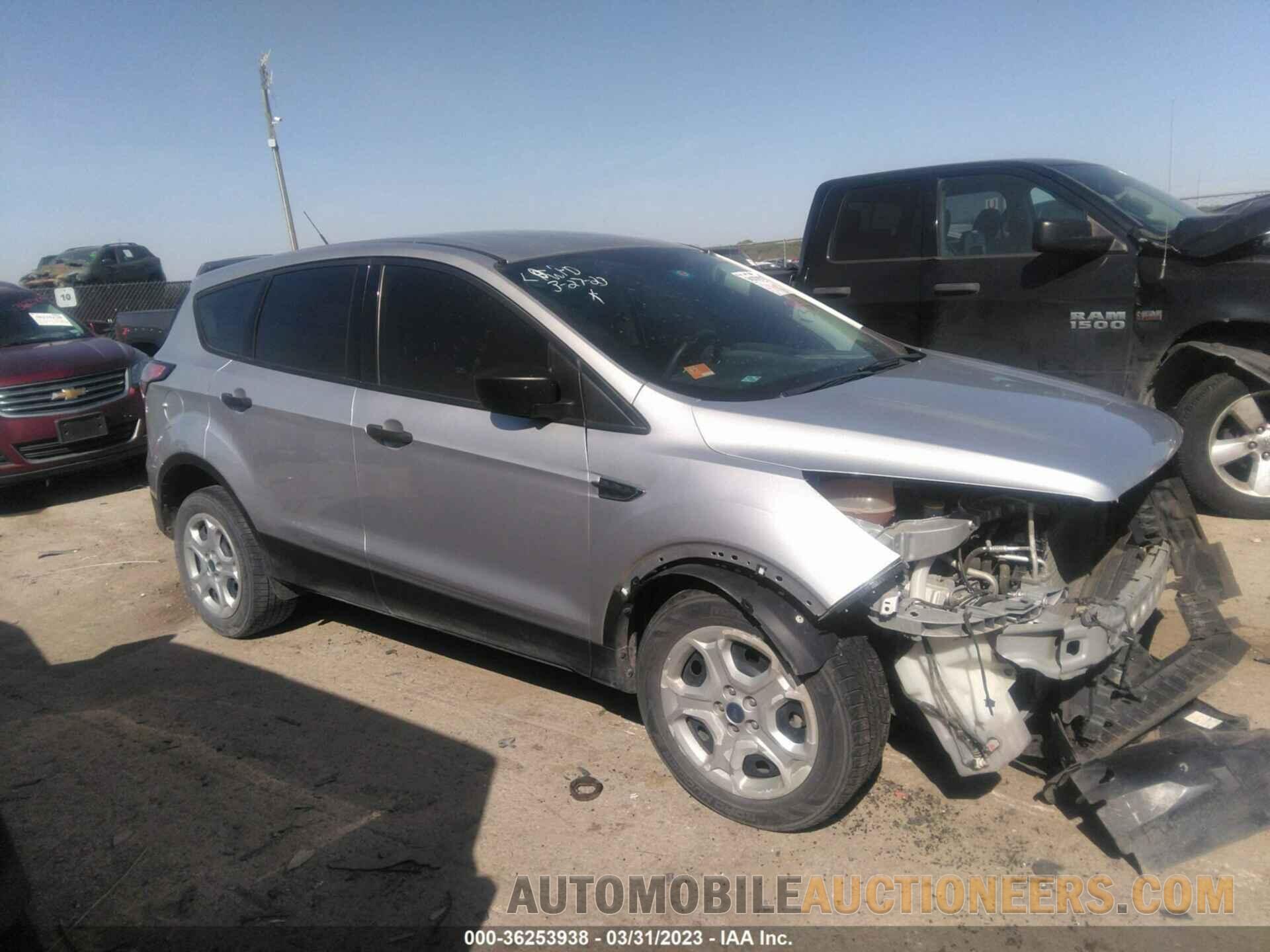 1FMCU0F7XJUB10971 FORD ESCAPE 2018