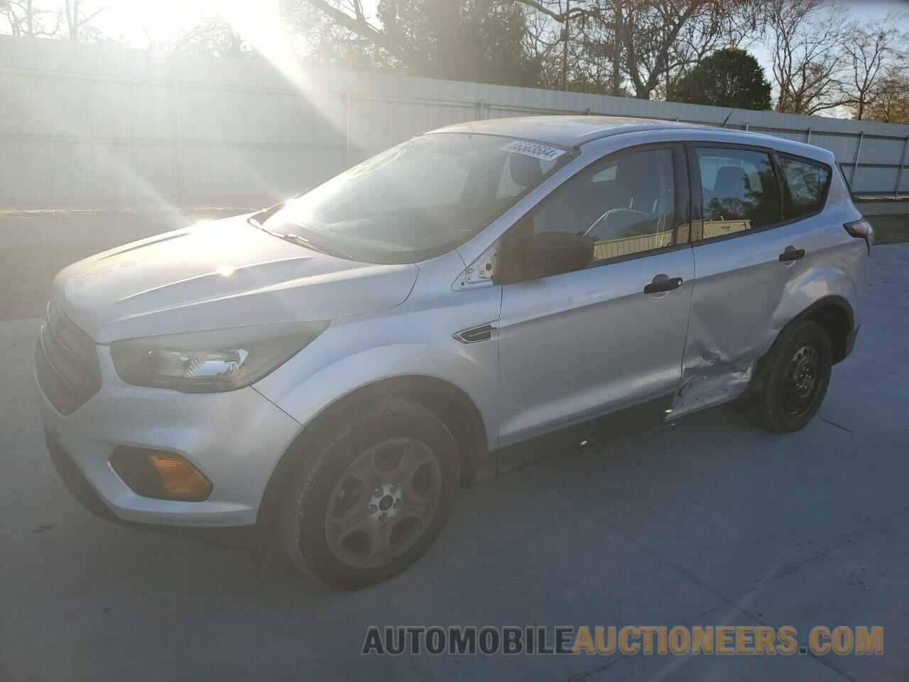 1FMCU0F7XJUC43536 FORD ESCAPE 2018