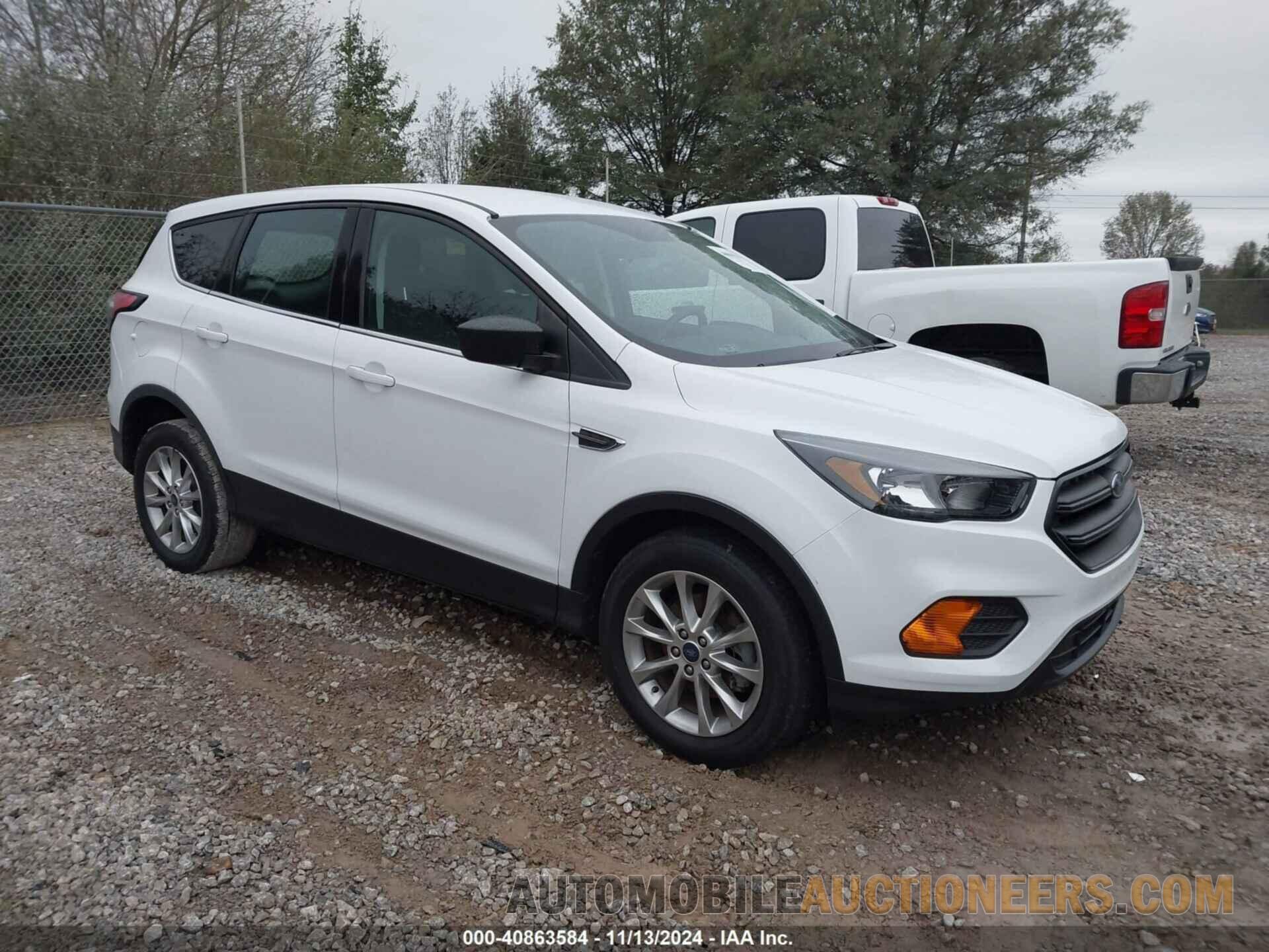 1FMCU0F7XJUD00348 FORD ESCAPE 2018