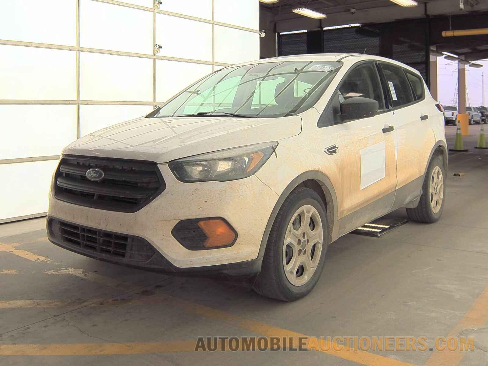 1FMCU0F7XKUA47985 Ford Escape 2019