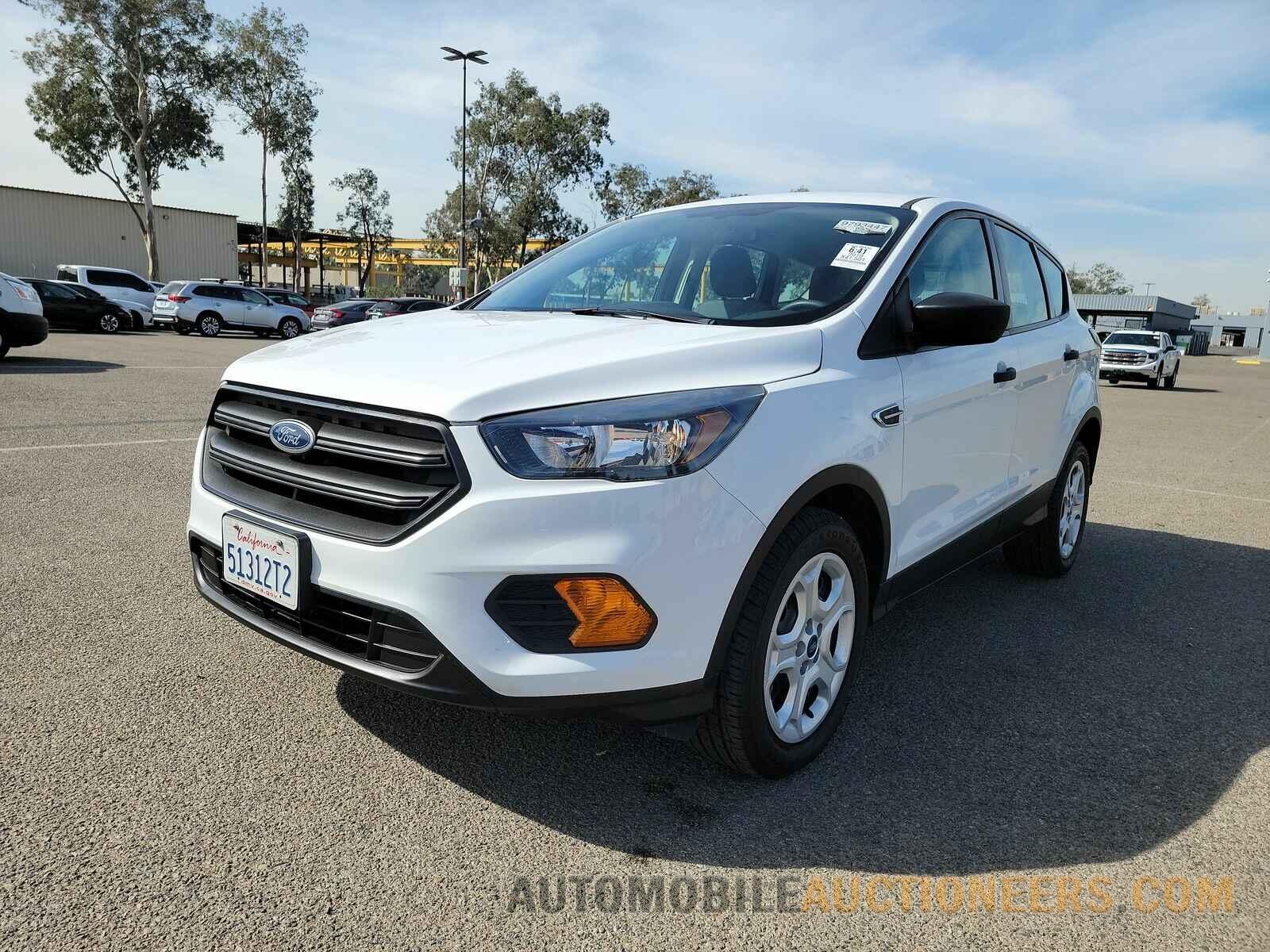 1FMCU0F7XKUB82609 Ford Escape 2019