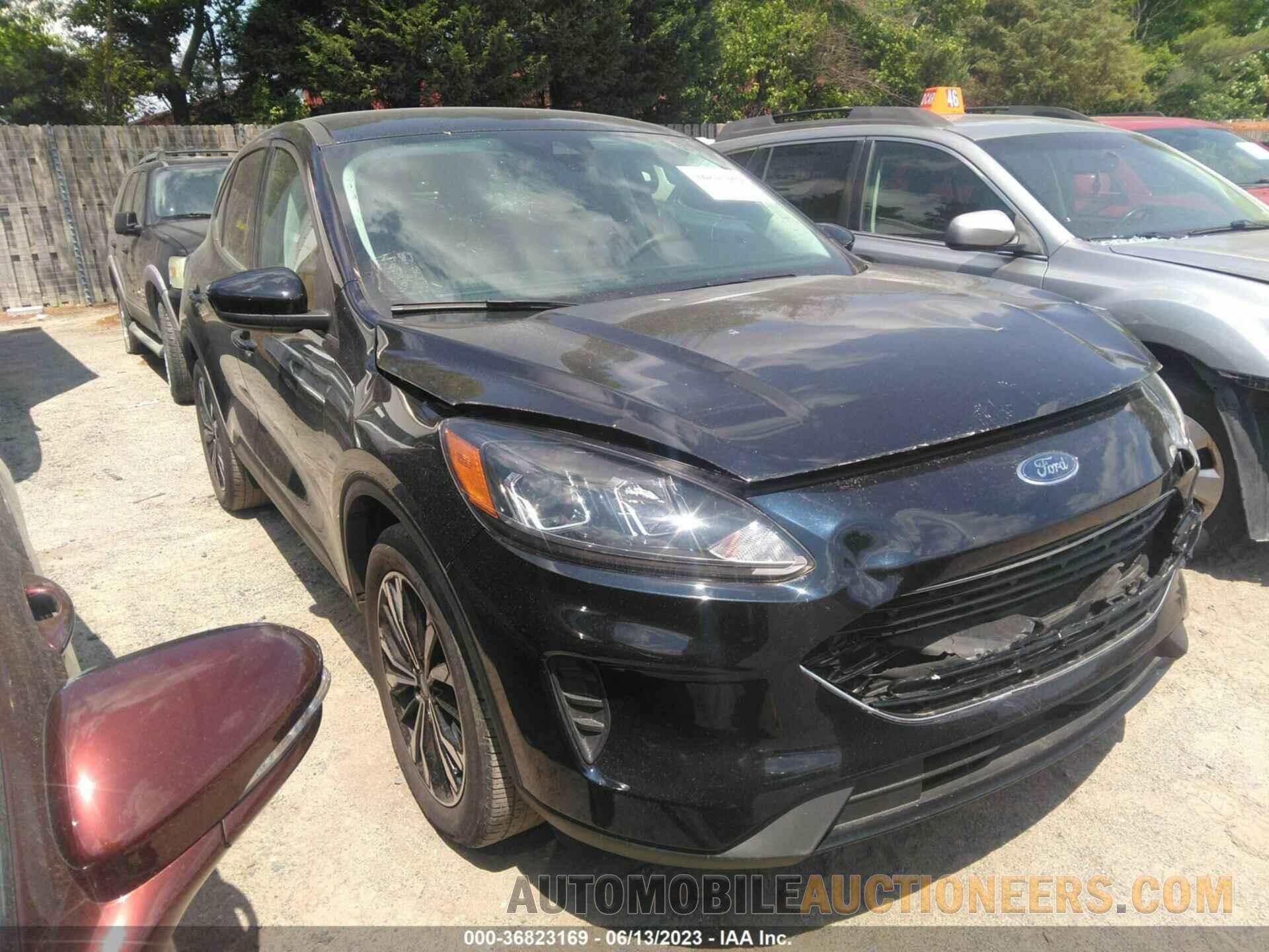 1FMCU0G61MUA30999 FORD ESCAPE 2021