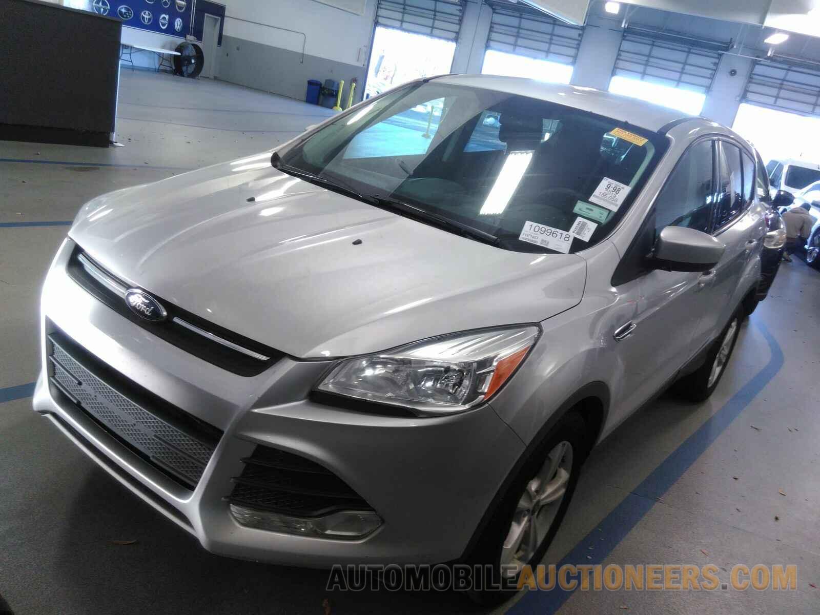 1FMCU0G70FUB79867 Ford Escape 2015