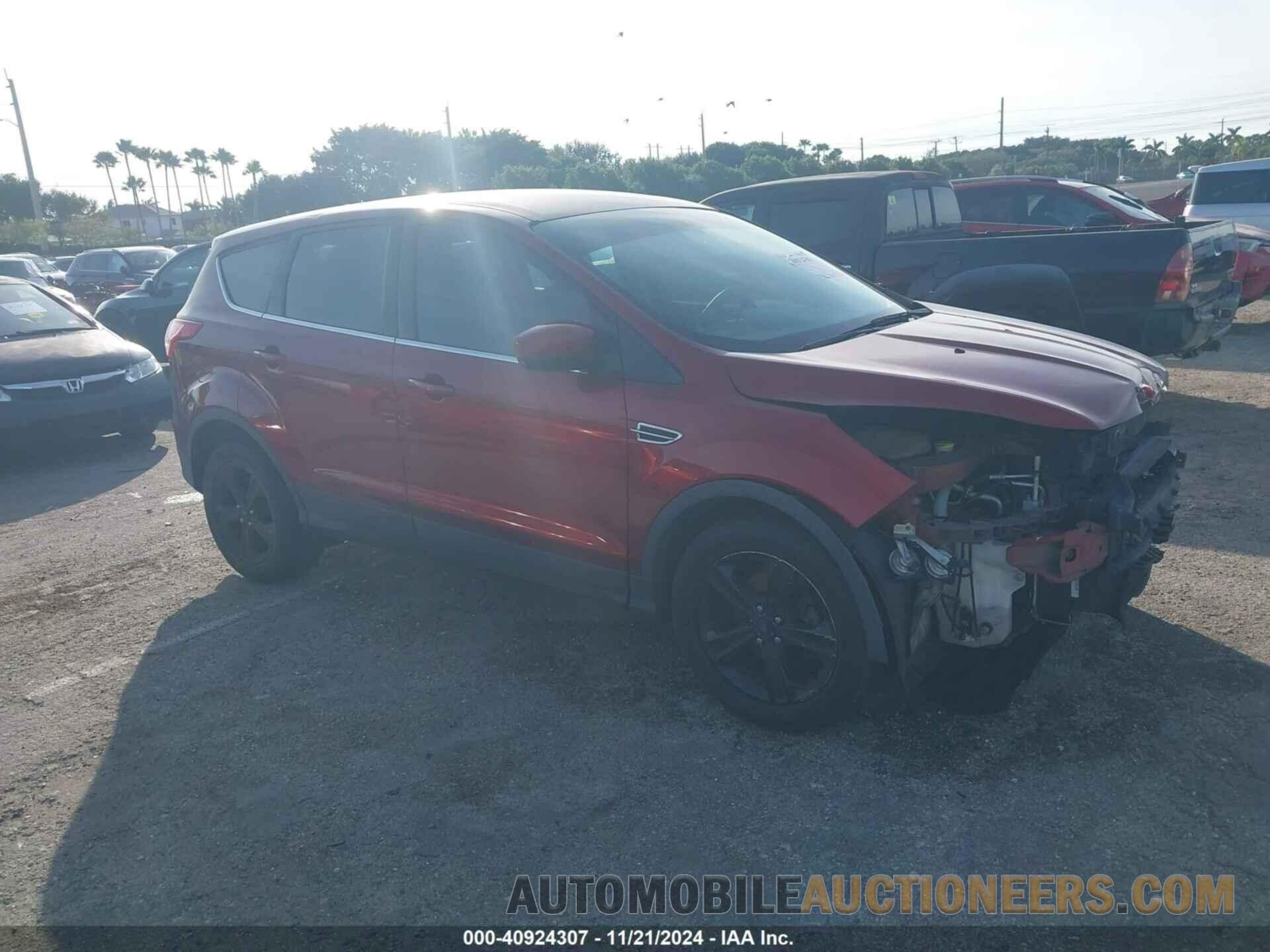 1FMCU0G72FUC33640 FORD ESCAPE 2015