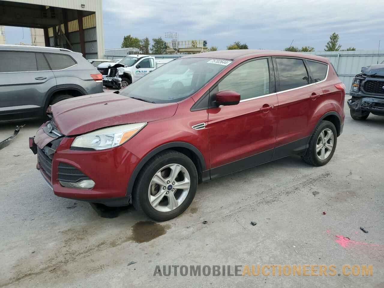 1FMCU0G73FUB40013 FORD ESCAPE 2015