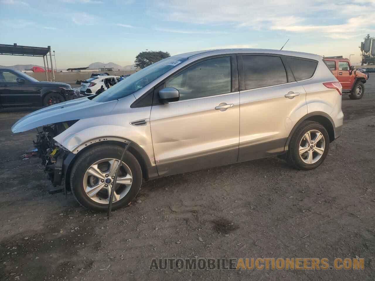 1FMCU0G73FUB63274 FORD ESCAPE 2015