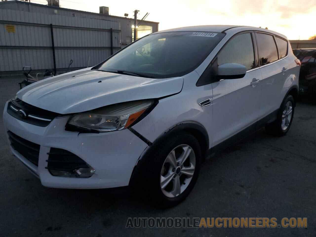 1FMCU0G74FUB95828 FORD ESCAPE 2015