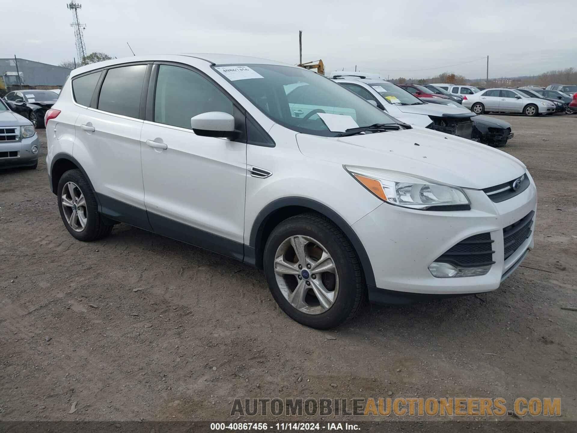 1FMCU0G79GUA89618 FORD ESCAPE 2016