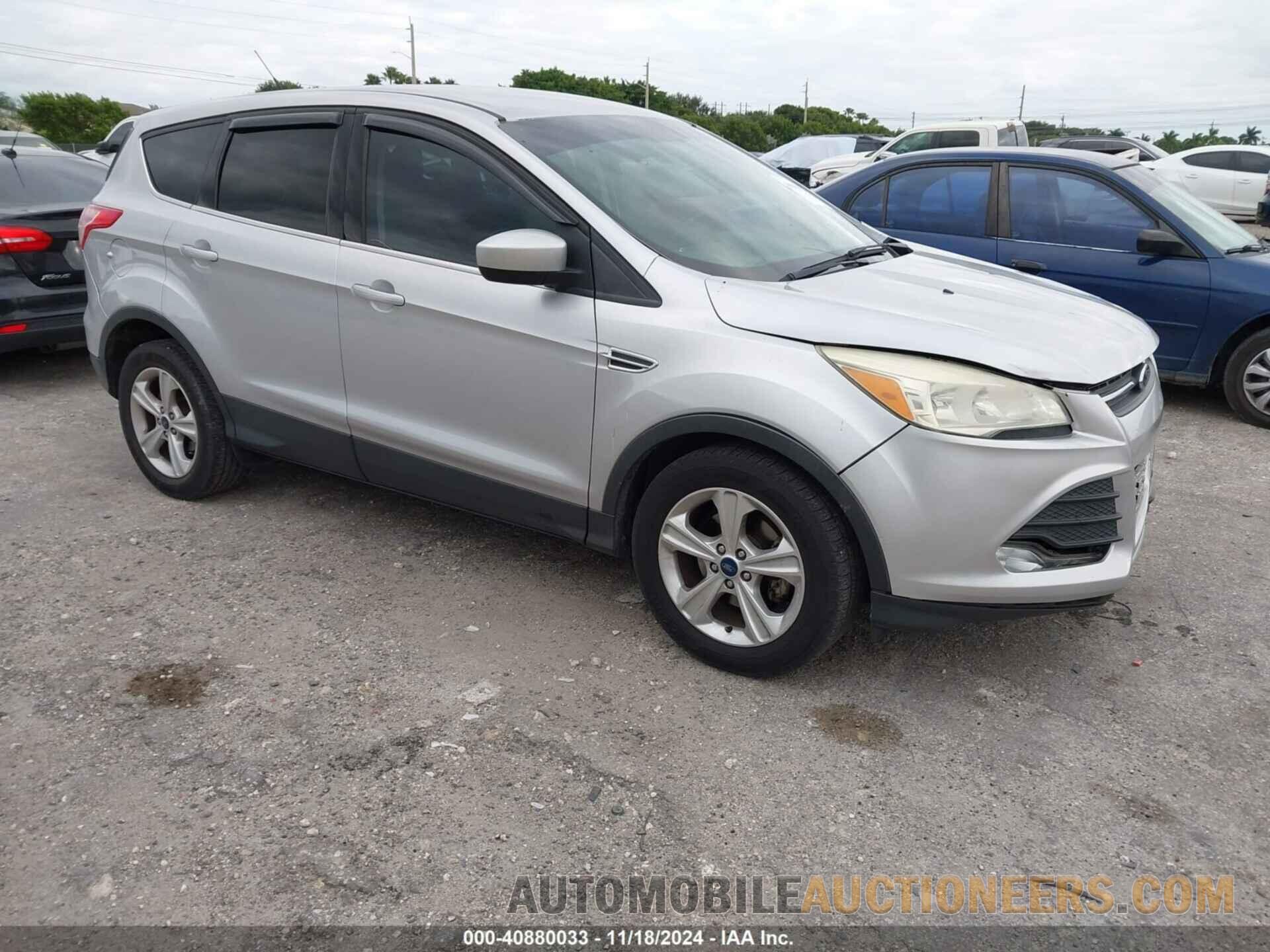 1FMCU0G79GUB89864 FORD ESCAPE 2016