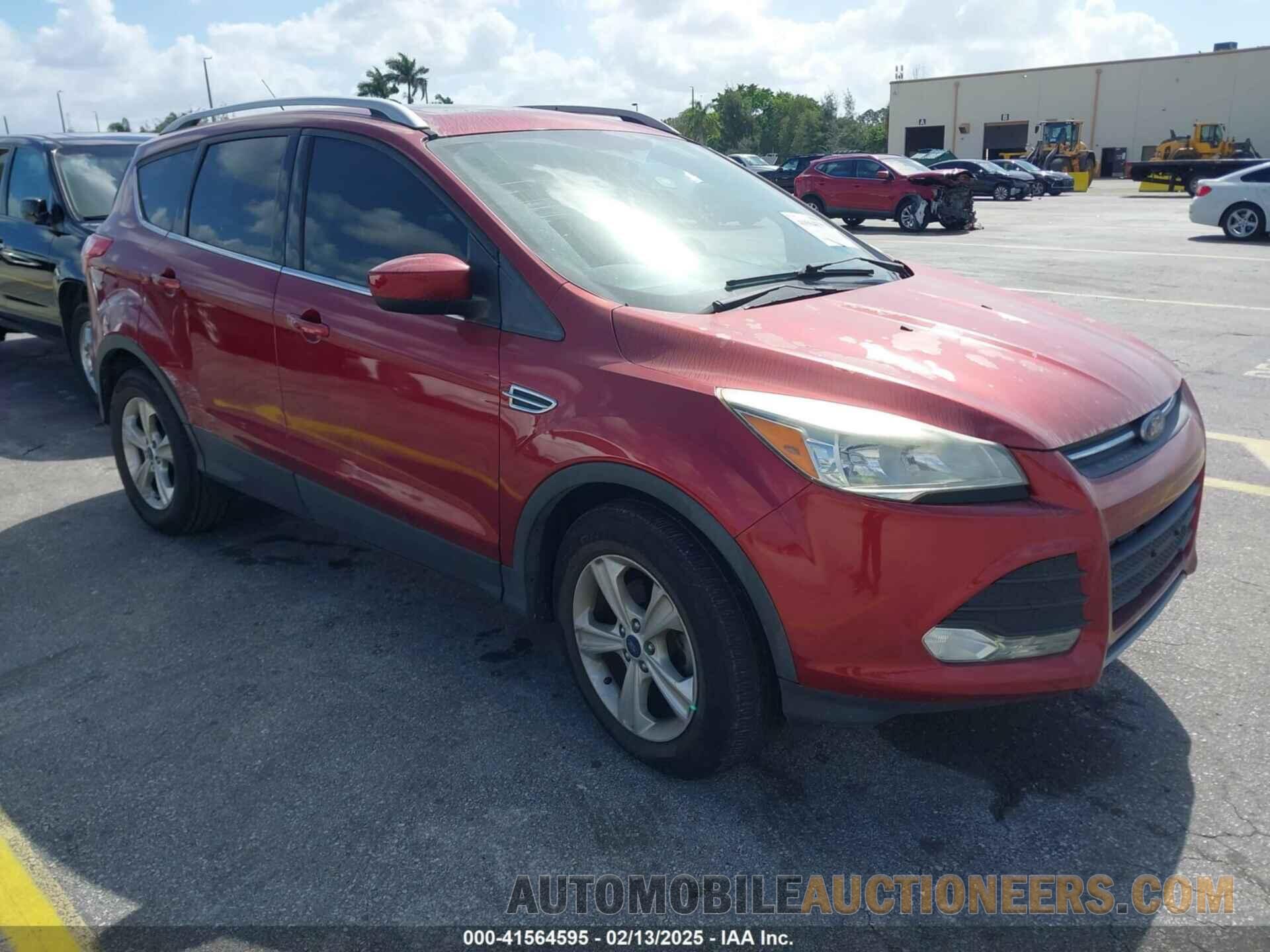 1FMCU0G7XFUA67108 FORD ESCAPE 2015