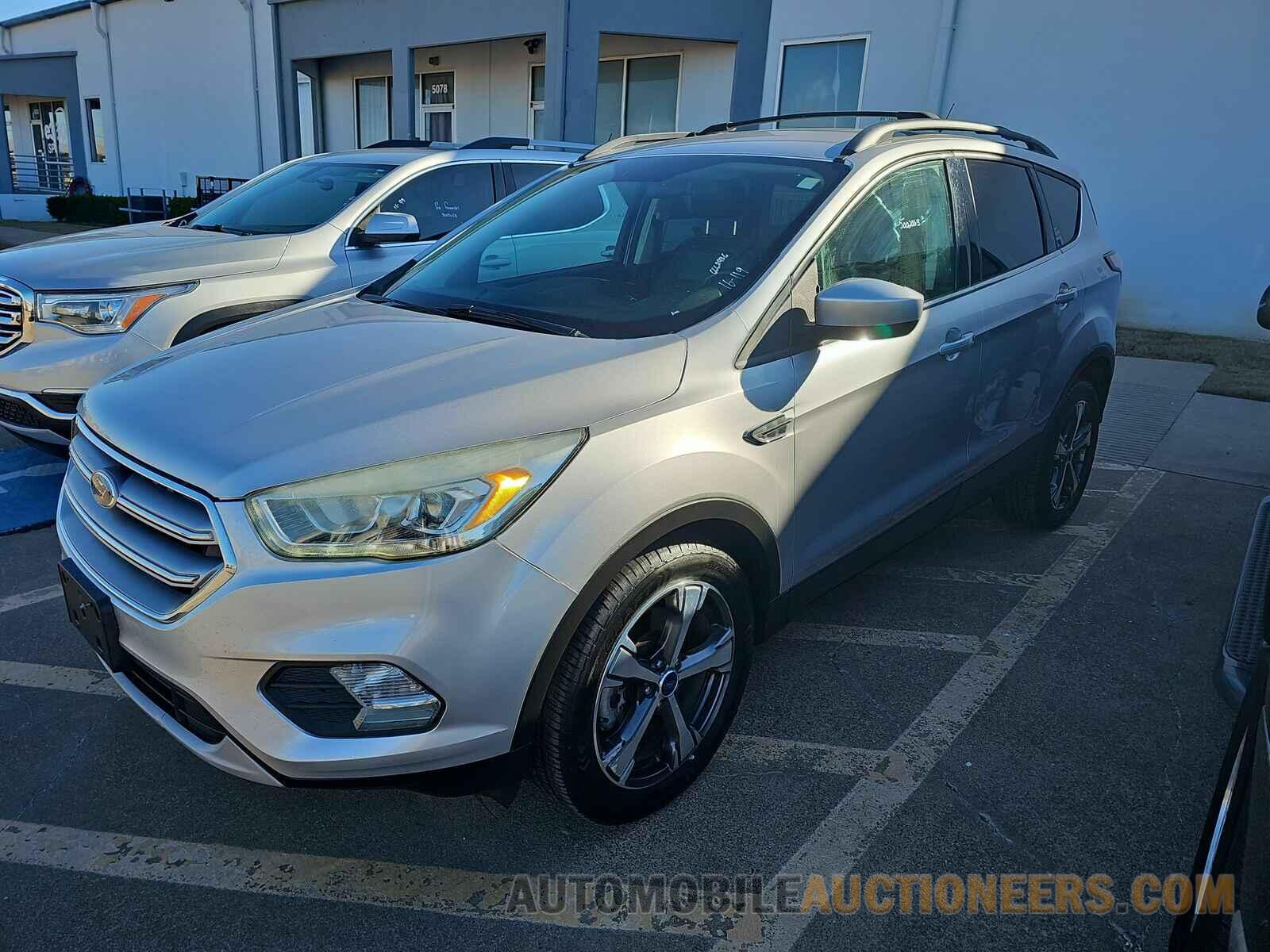 1FMCU0G90HUA22800 Ford Escape 2017