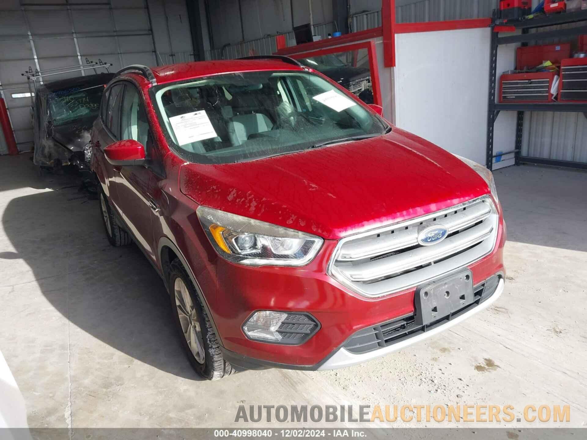 1FMCU0G90HUF10564 FORD ESCAPE 2017