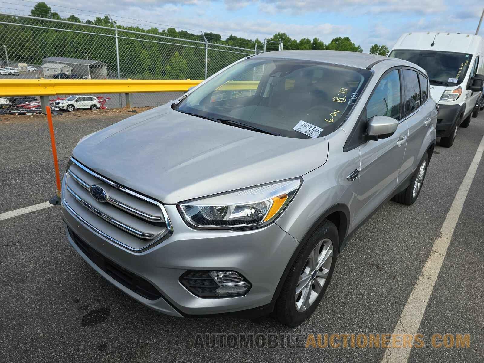 1FMCU0G90KUC34555 Ford Escape 2019