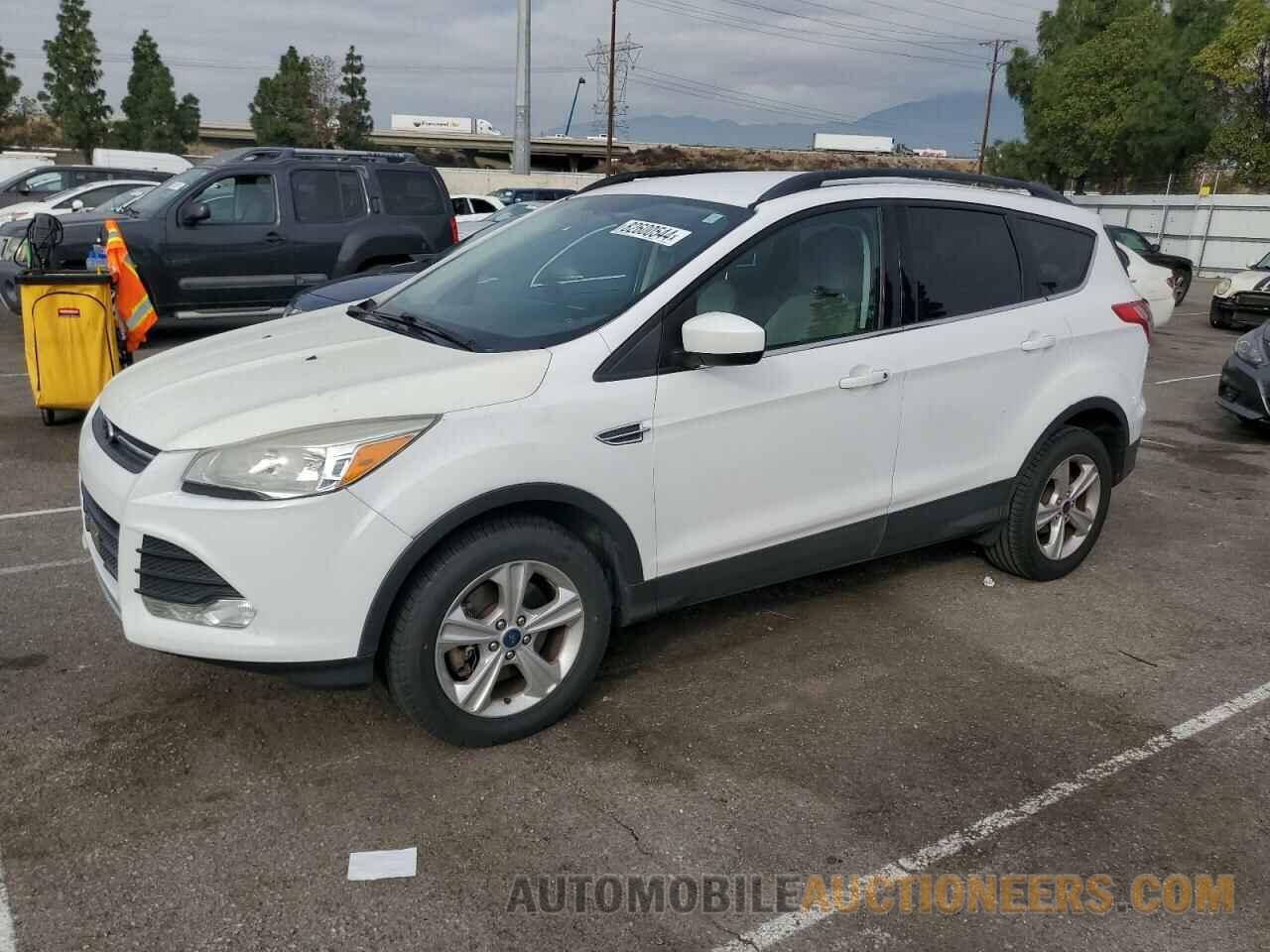 1FMCU0G91FUA46309 FORD ESCAPE 2015