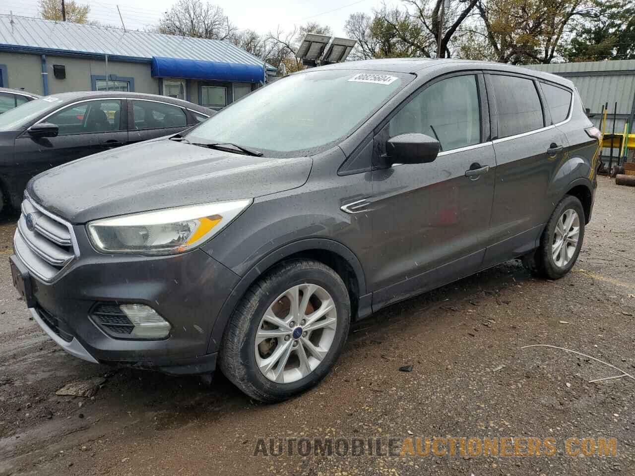 1FMCU0G92HUA39758 FORD ESCAPE 2017