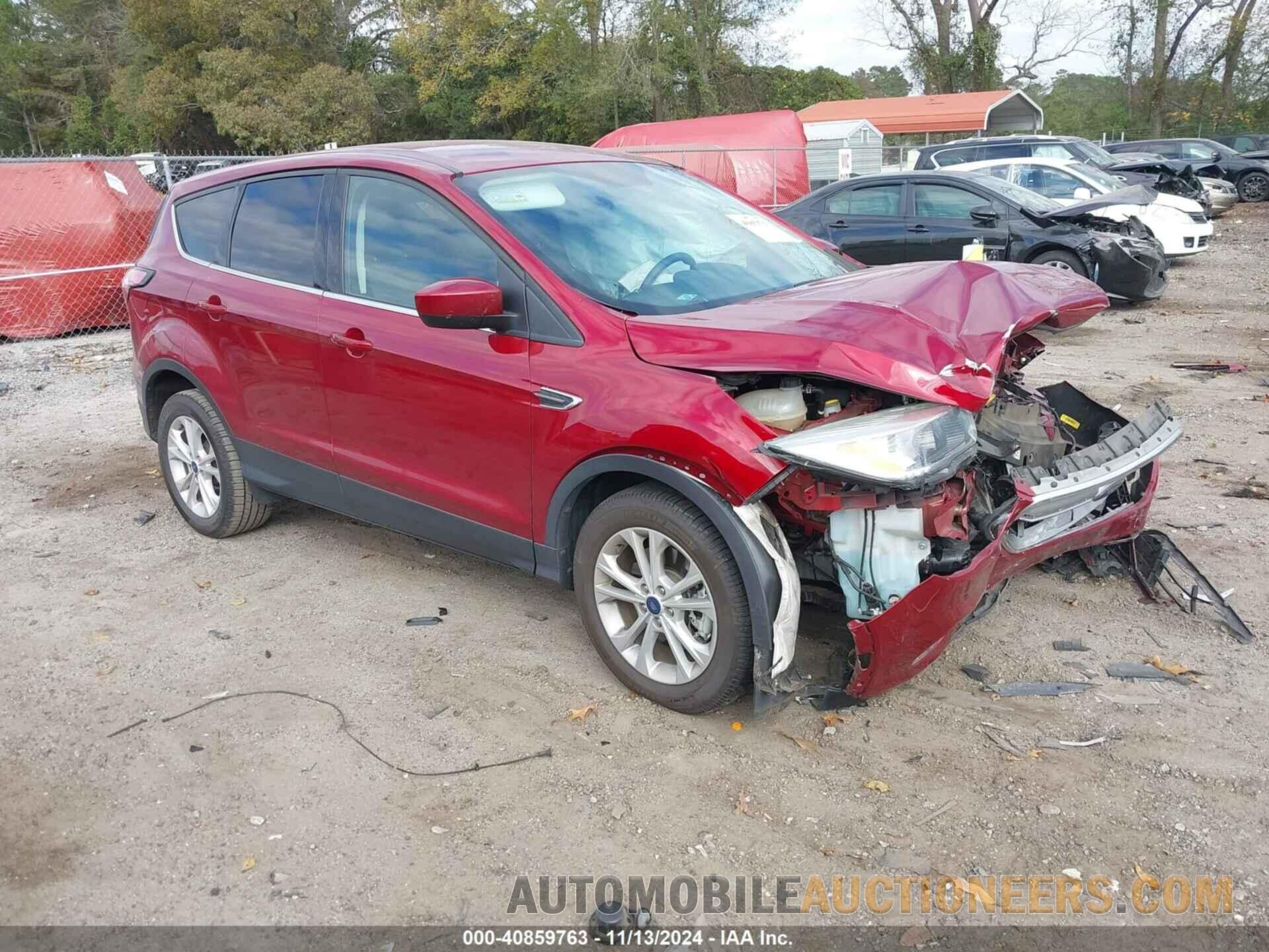 1FMCU0G92HUE35396 FORD ESCAPE 2017