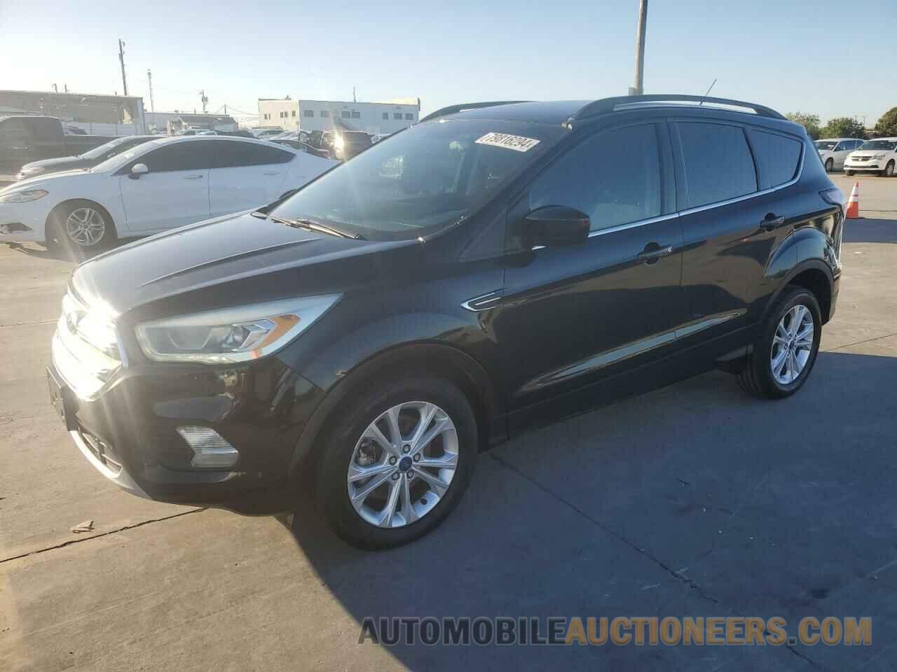 1FMCU0G92HUE94030 FORD ESCAPE 2017