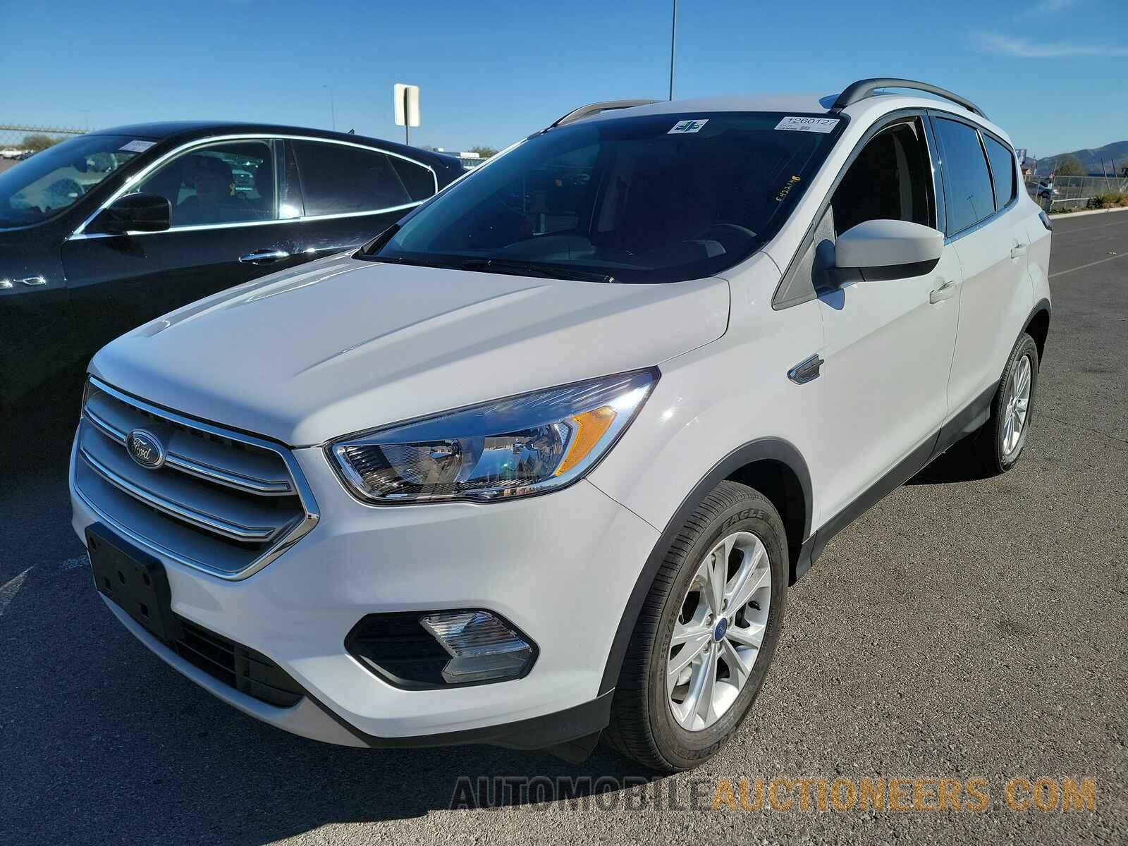 1FMCU0G92JUC63652 Ford Escape 2018