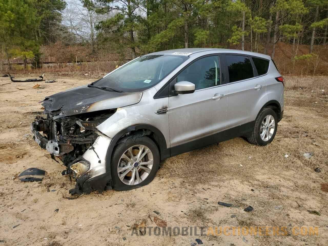 1FMCU0G93HUA28865 FORD ESCAPE 2017