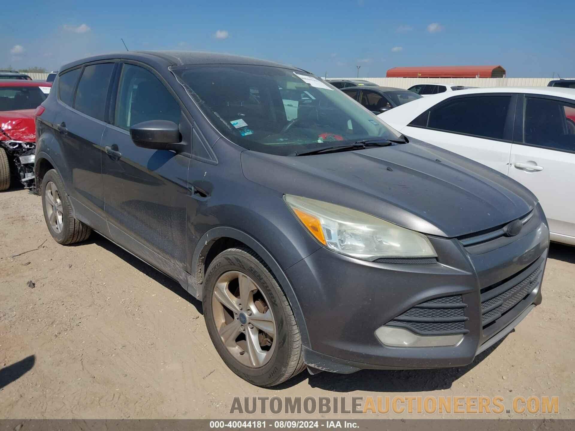 1FMCU0G94DUA54689 FORD ESCAPE 2013