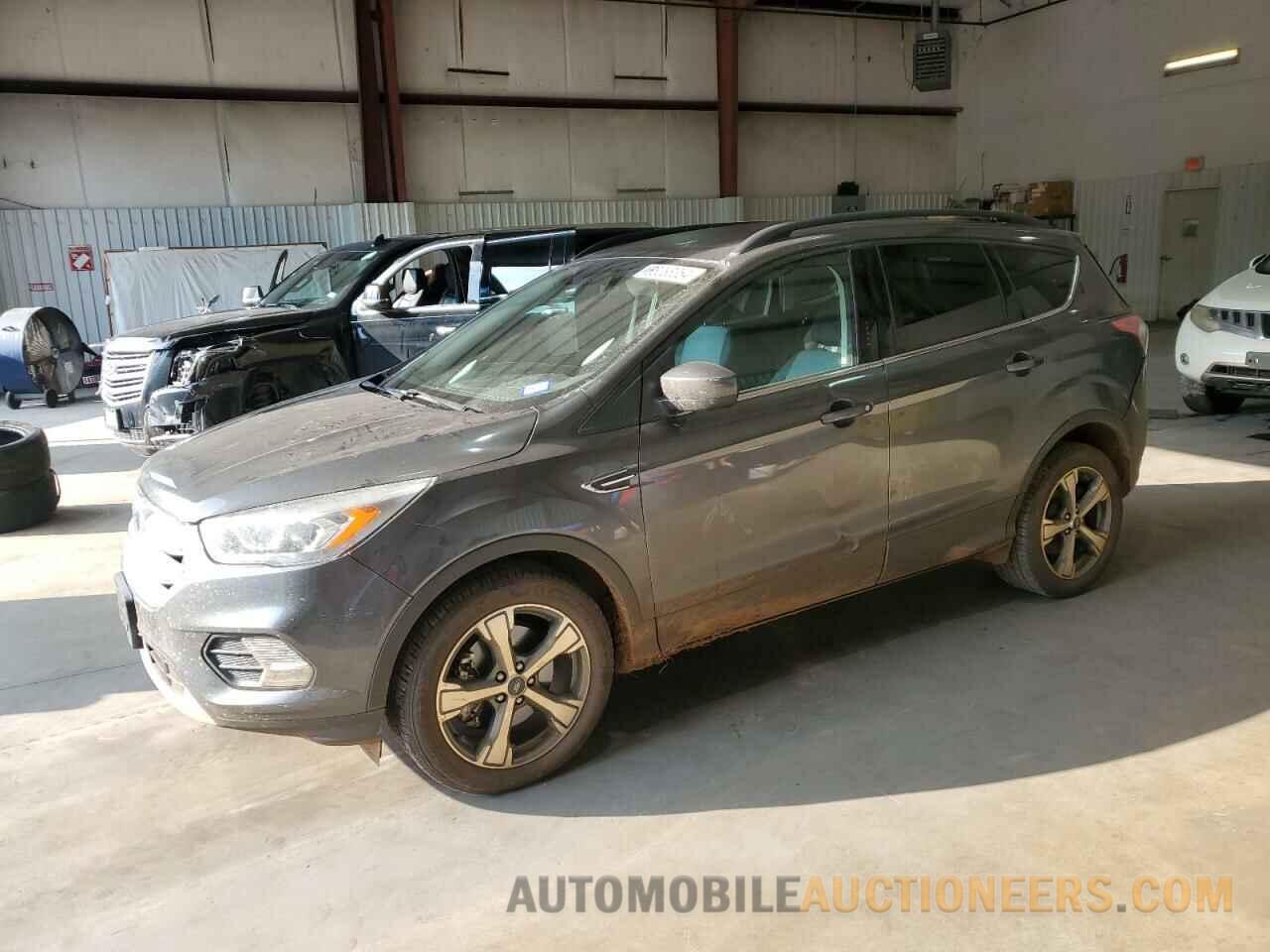 1FMCU0G95HUB01170 FORD ESCAPE 2017