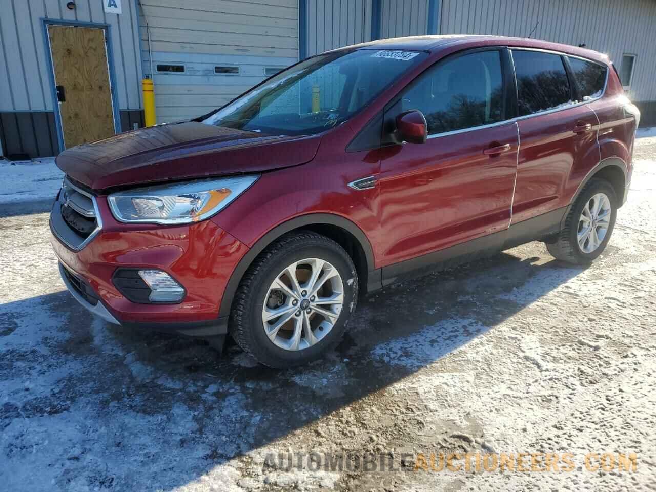 1FMCU0G95HUE63273 FORD ESCAPE 2017