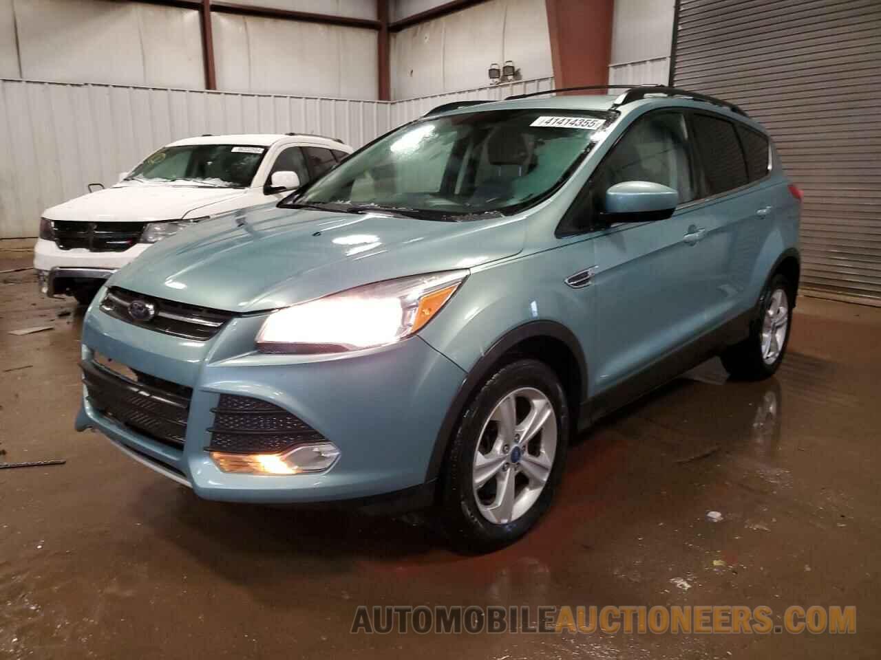 1FMCU0G96DUC22400 FORD ESCAPE 2013