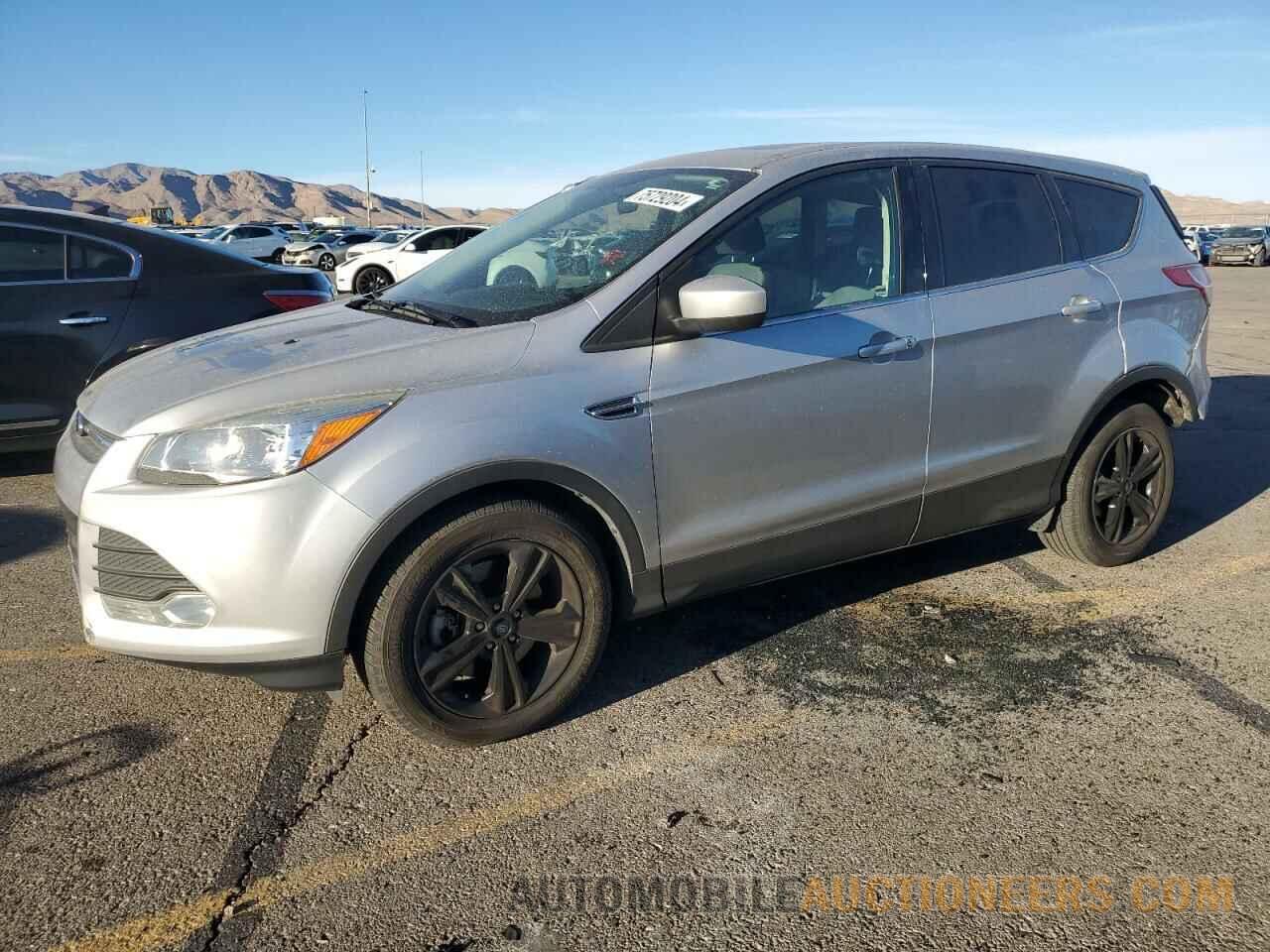 1FMCU0G96FUA26217 FORD ESCAPE 2015