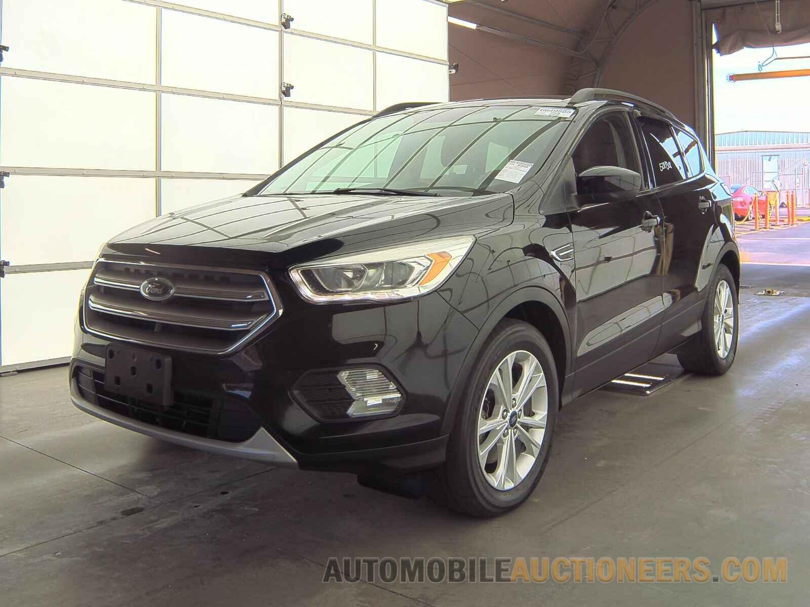 1FMCU0G96HUA45658 Ford Escape 2017