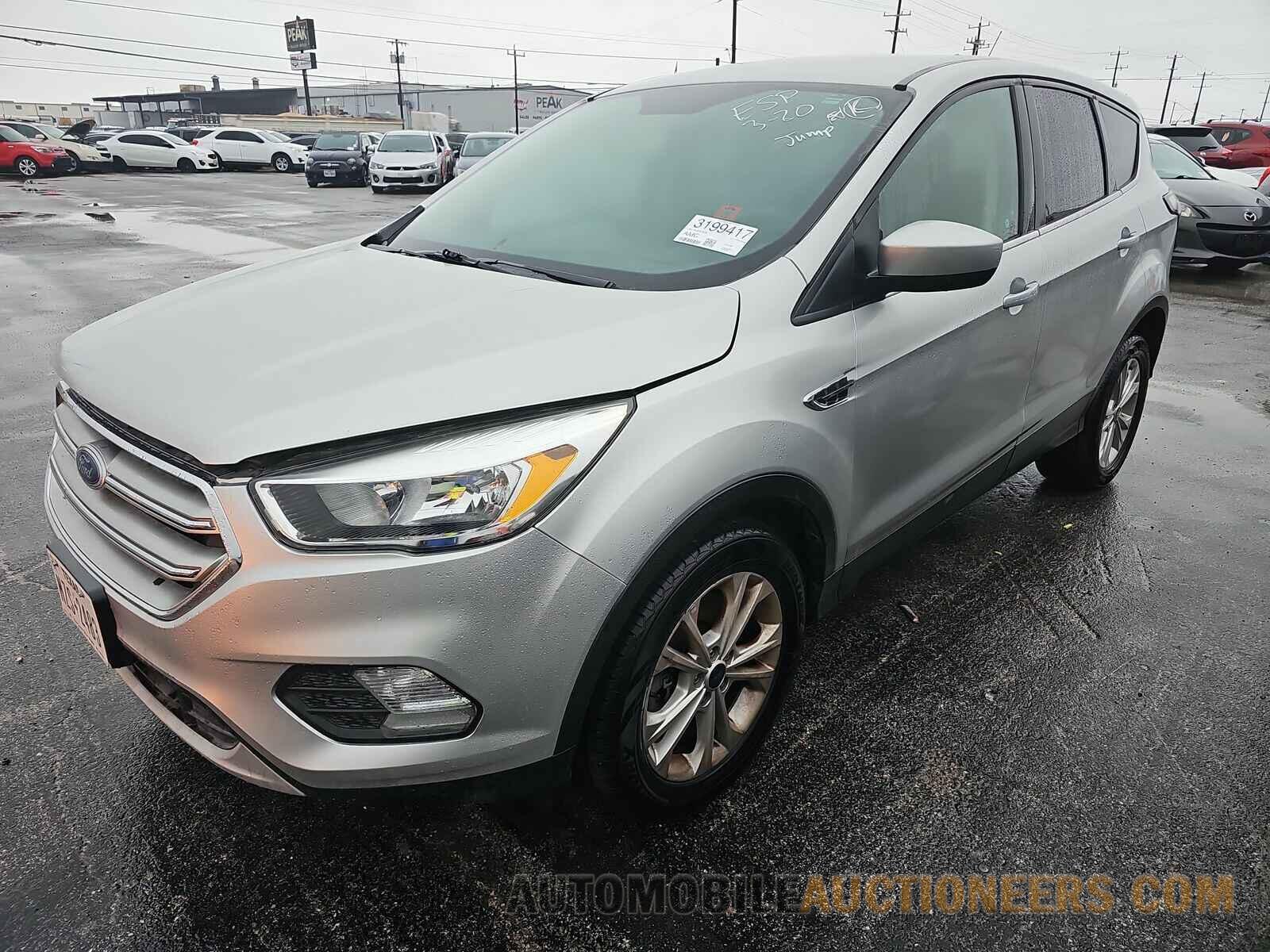 1FMCU0G97HUC53595 Ford Escape 2017