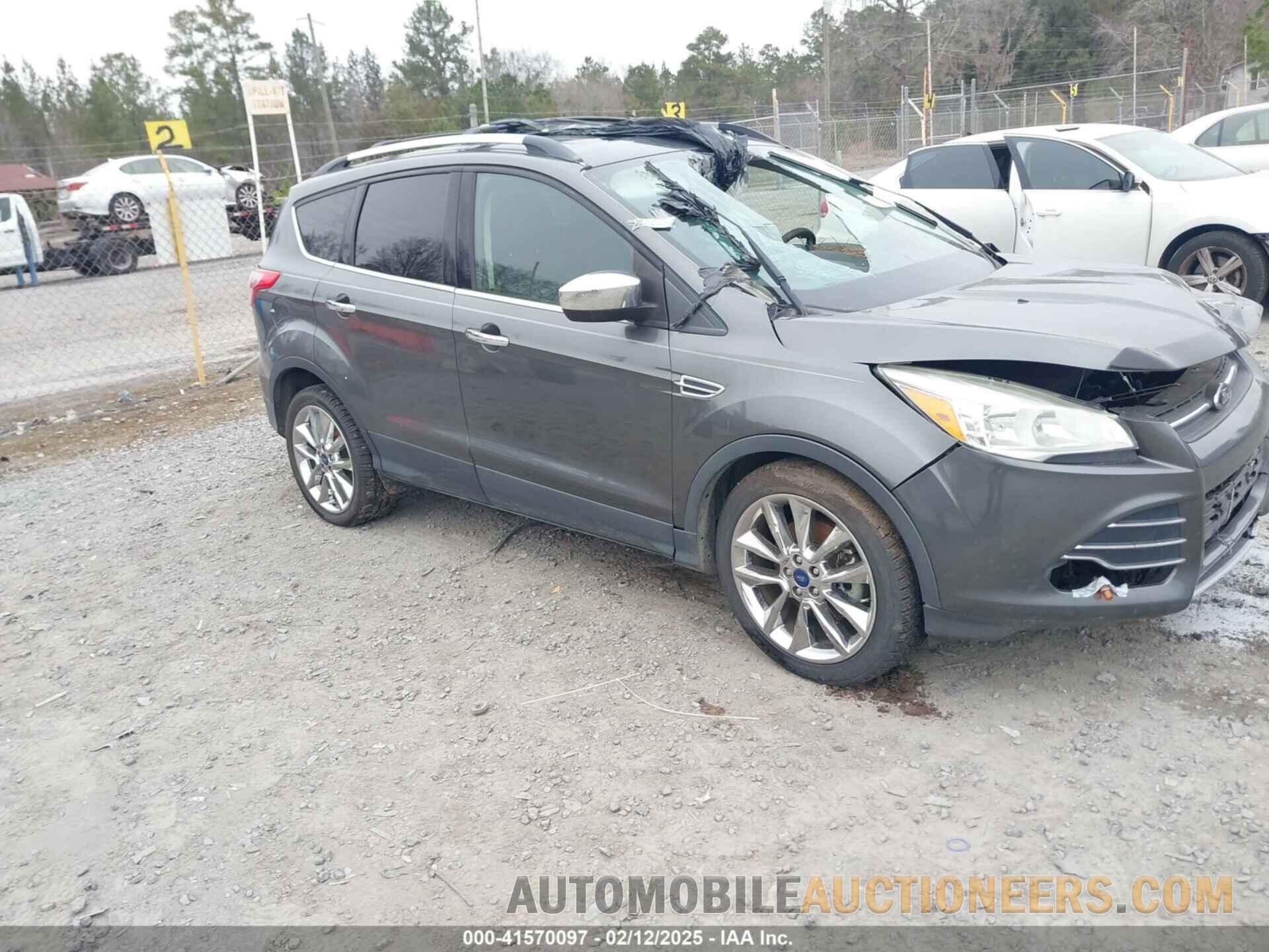 1FMCU0G98FUA14974 FORD ESCAPE 2015