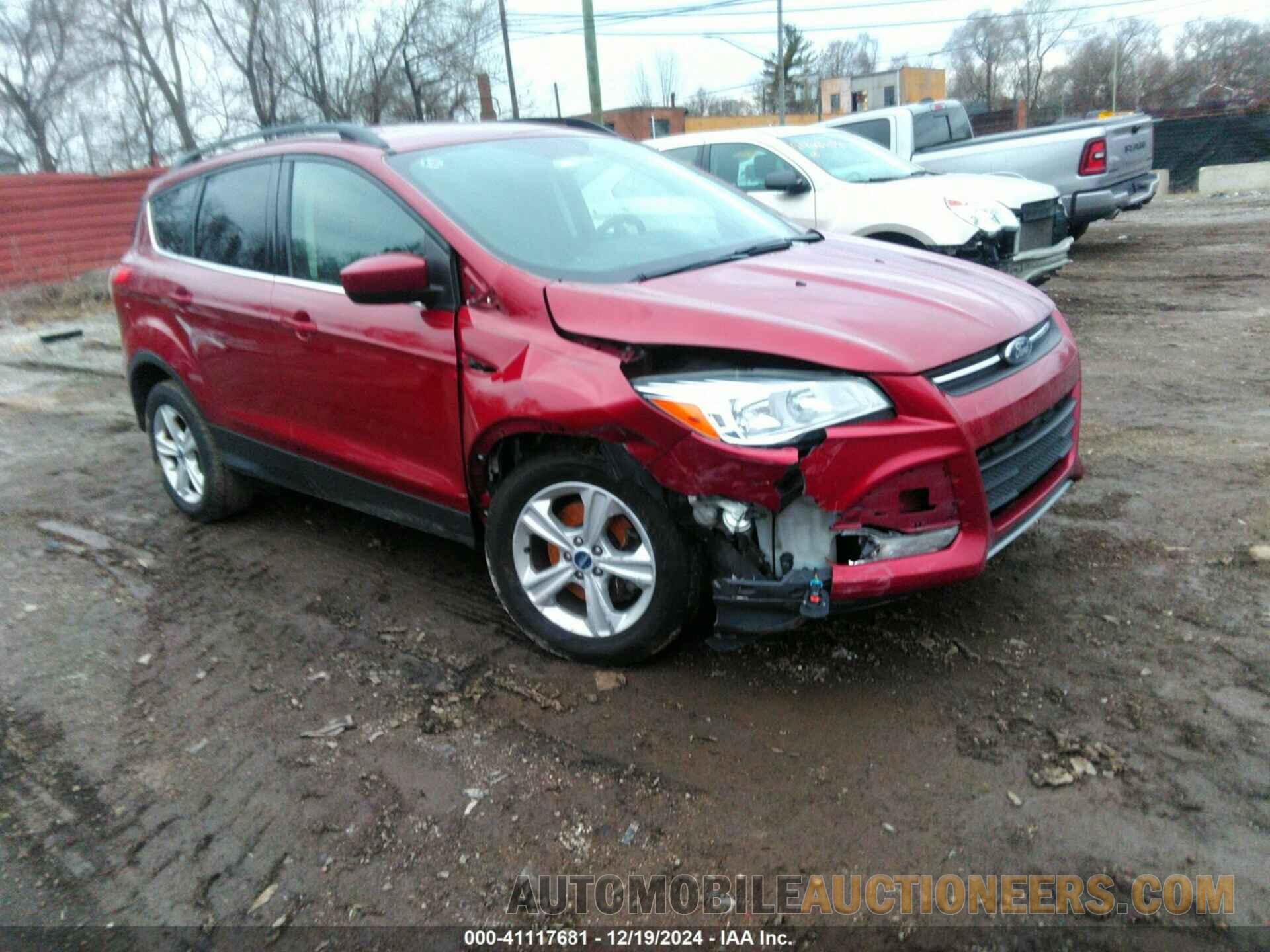 1FMCU0G98GUB81594 FORD ESCAPE 2016