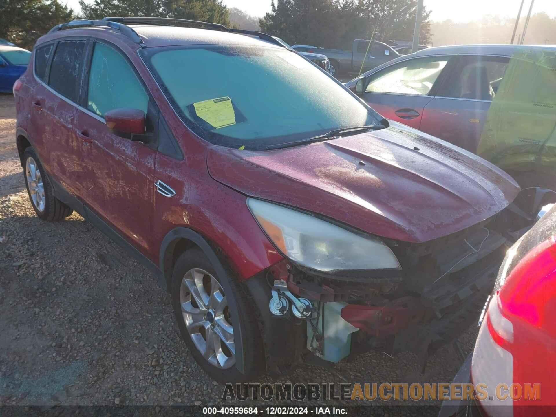 1FMCU0G99DUD75739 FORD ESCAPE 2013