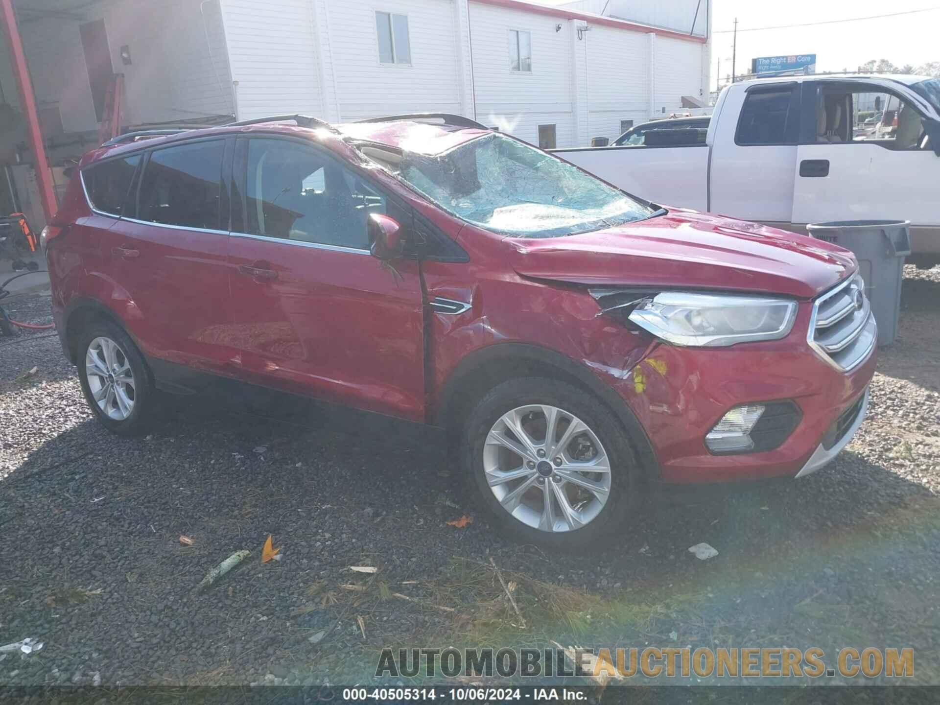 1FMCU0G9XHUE01013 FORD ESCAPE 2017