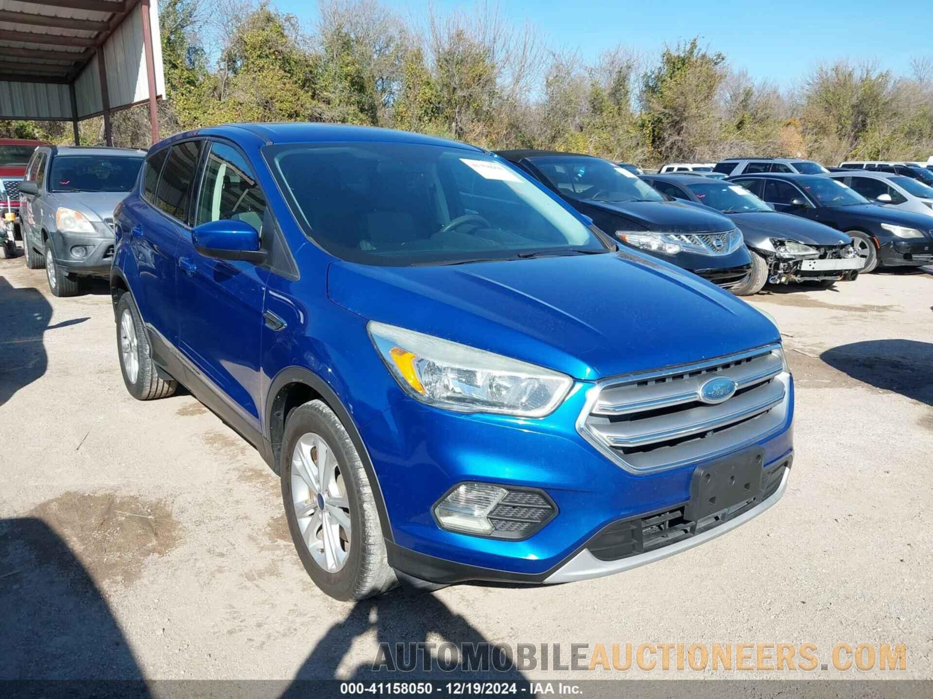 1FMCU0GD0HUB59949 FORD ESCAPE 2017