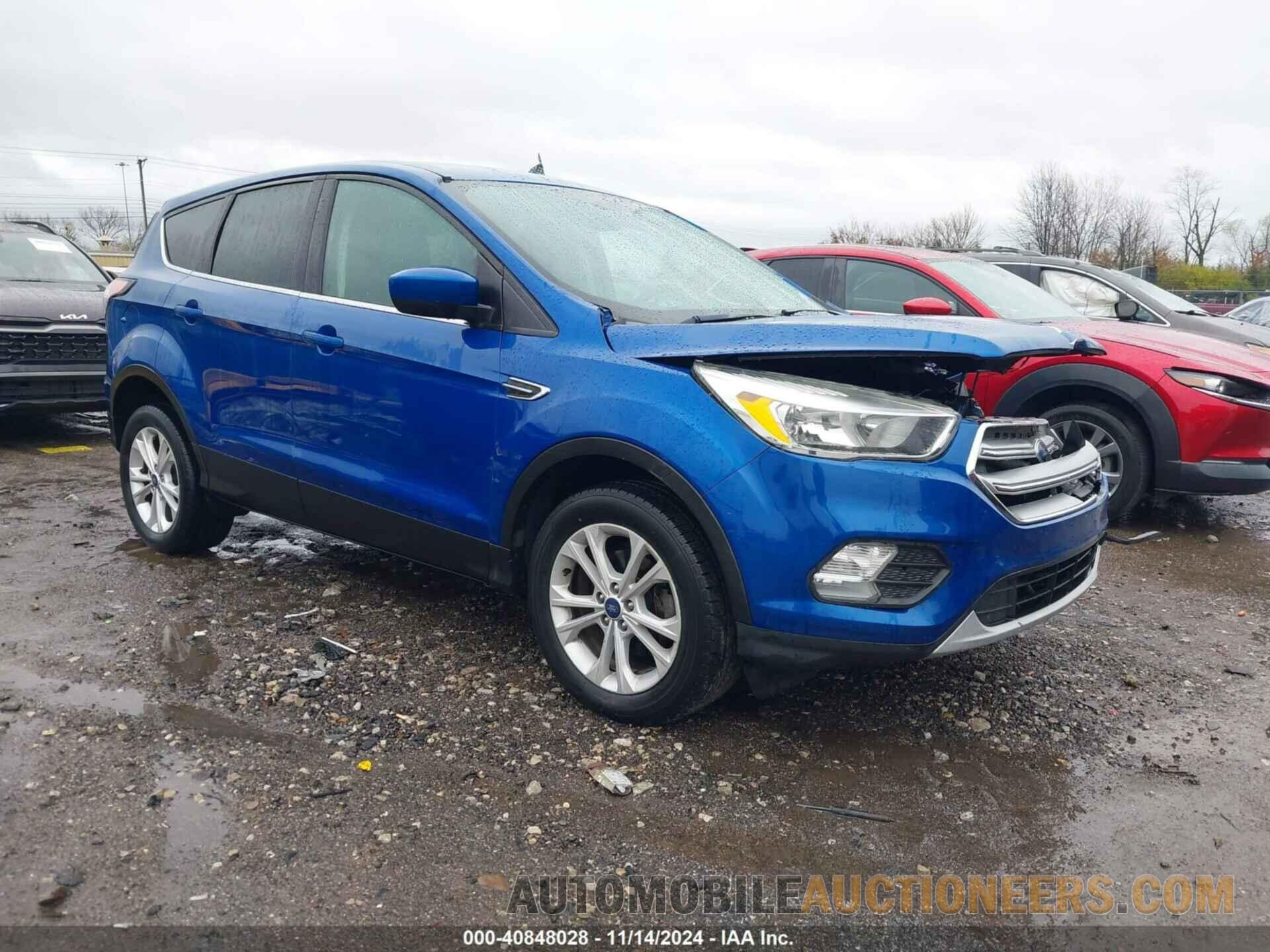 1FMCU0GD0HUE06015 FORD ESCAPE 2017